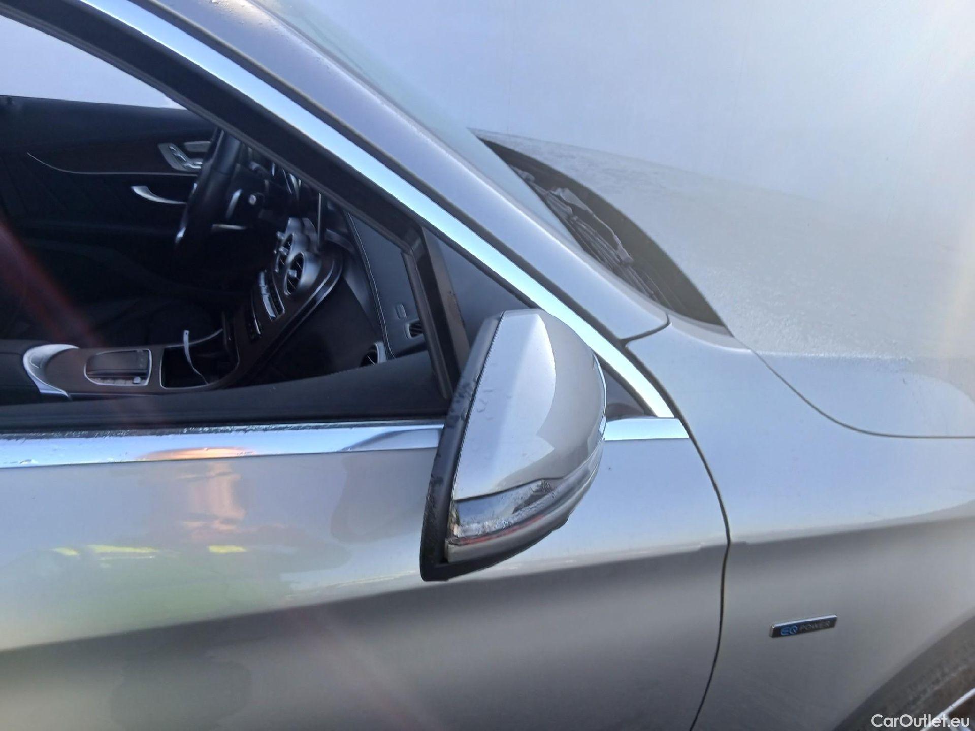  Mercedes  G-Klasee MERCEDES-BENZ Clase GLC / 2019 / 5P / todoterreno GLC 300 e 4MATIC #28