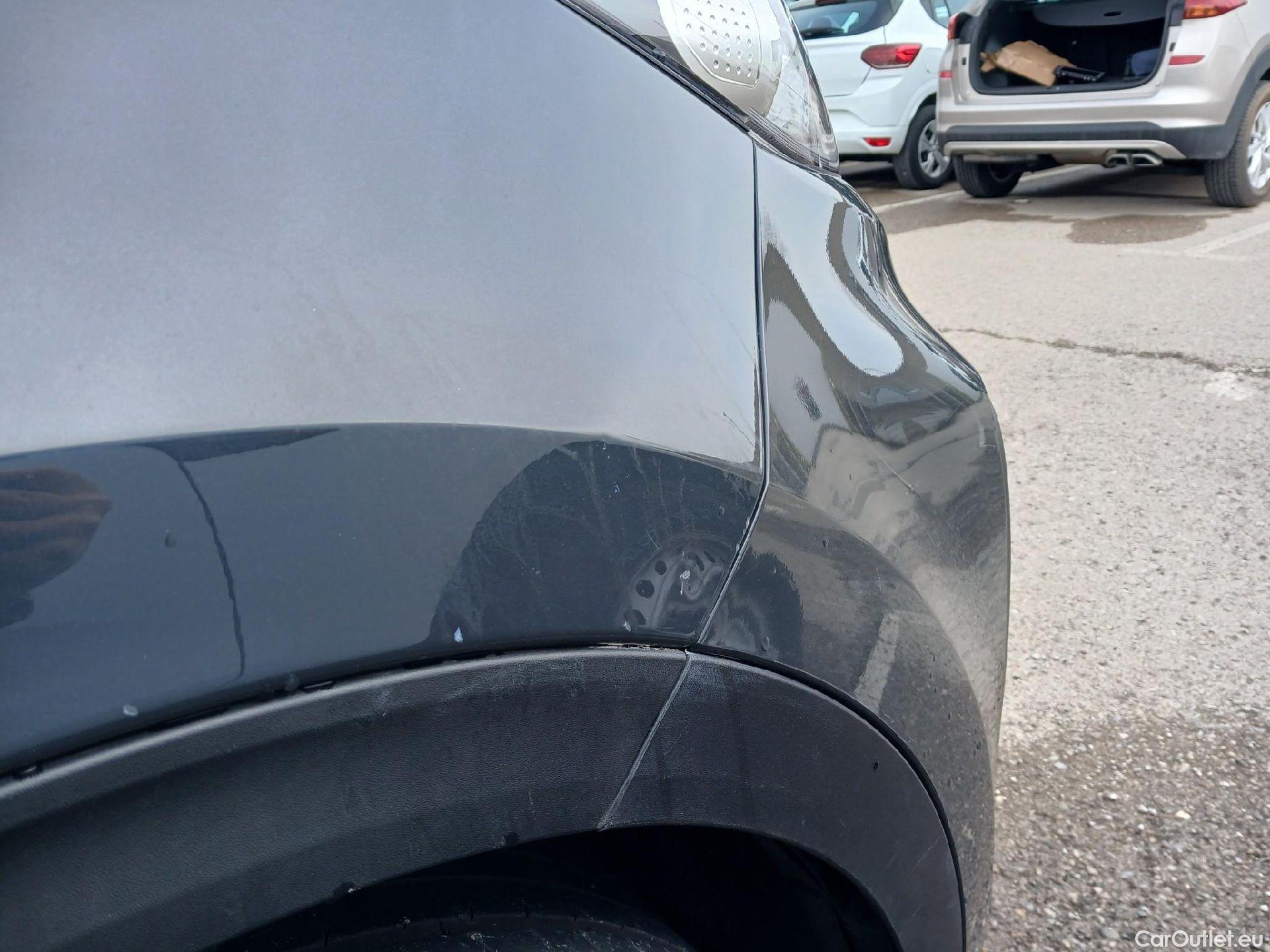  KIA  Sportage KIA  1.6MHEV Drive 100kW(136CV) 4x2(Crist Tintados)(CX) #23