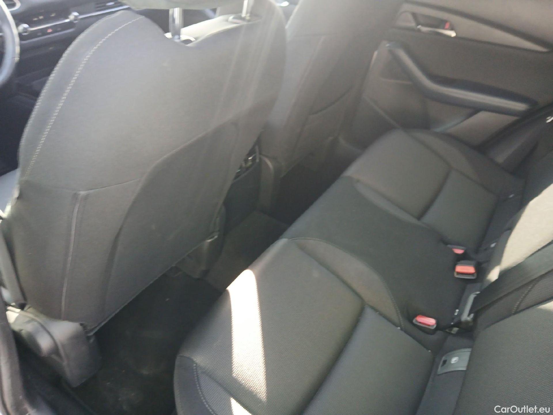  Mazda  CX-30 MAZDA  / 2019 / 5P / todoterreno SKYACTIV-G 2.0 90 kW 2WD AT Evolution #34