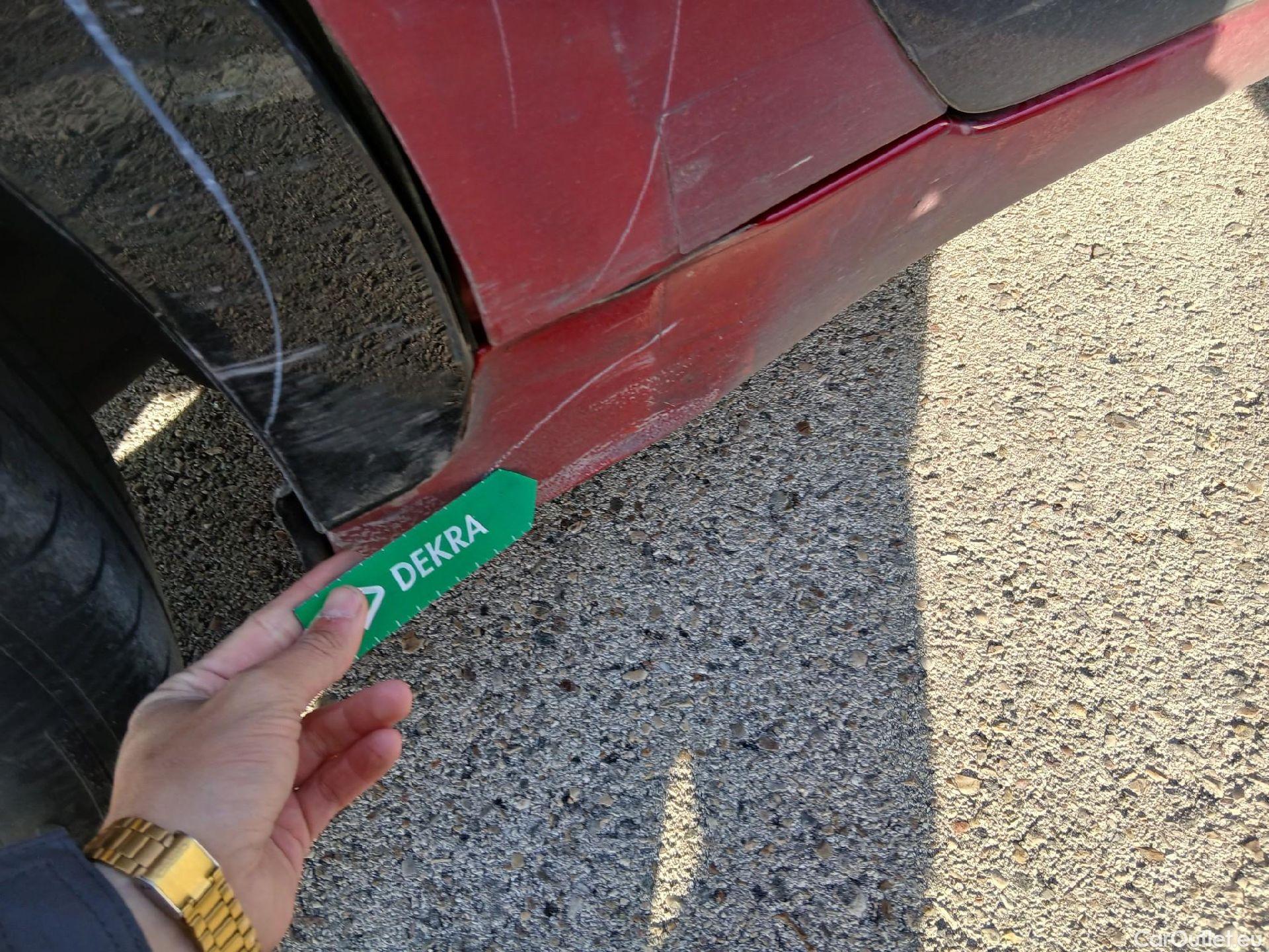  KIA  Niro KIA  / 2022 / 5P / crossover 1.6 GDi HEV 104kW (141CV) Drive #33