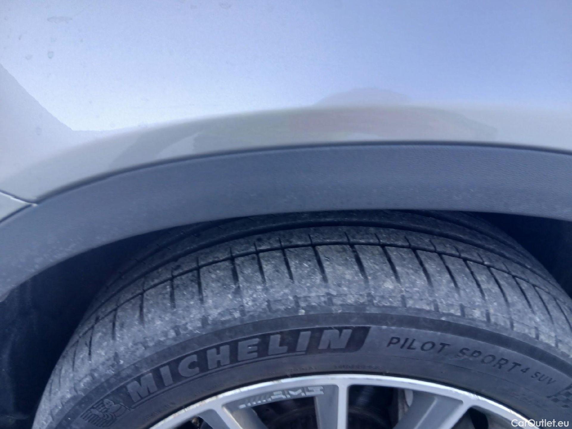  Mercedes  G-Klasee MERCEDES-BENZ Clase GLC / 2019 / 5P / todoterreno GLC 300 e 4MATIC #32