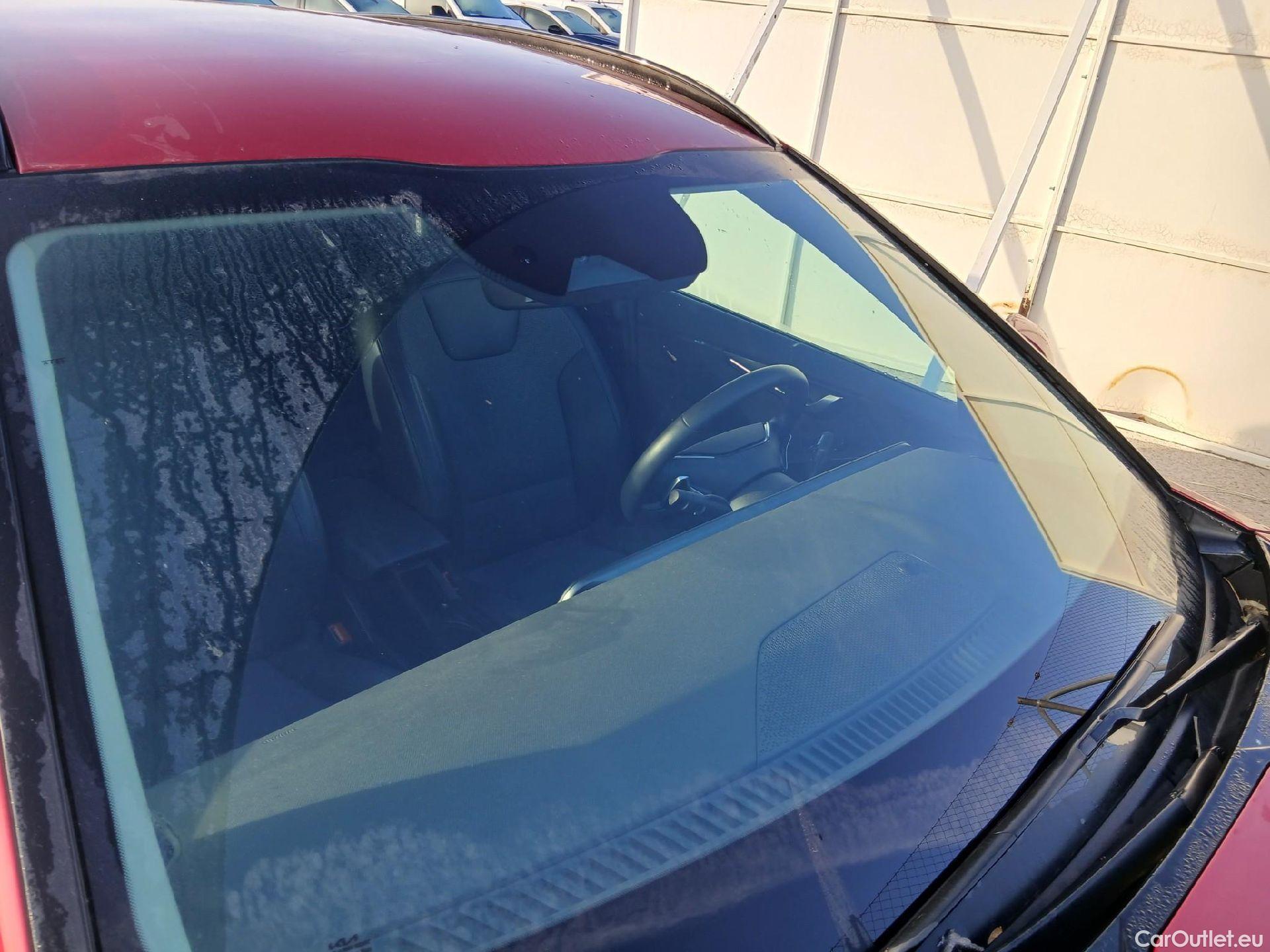  KIA  Niro KIA  / 2022 / 5P / crossover 1.6 GDi HEV 104kW (141CV) Drive #2