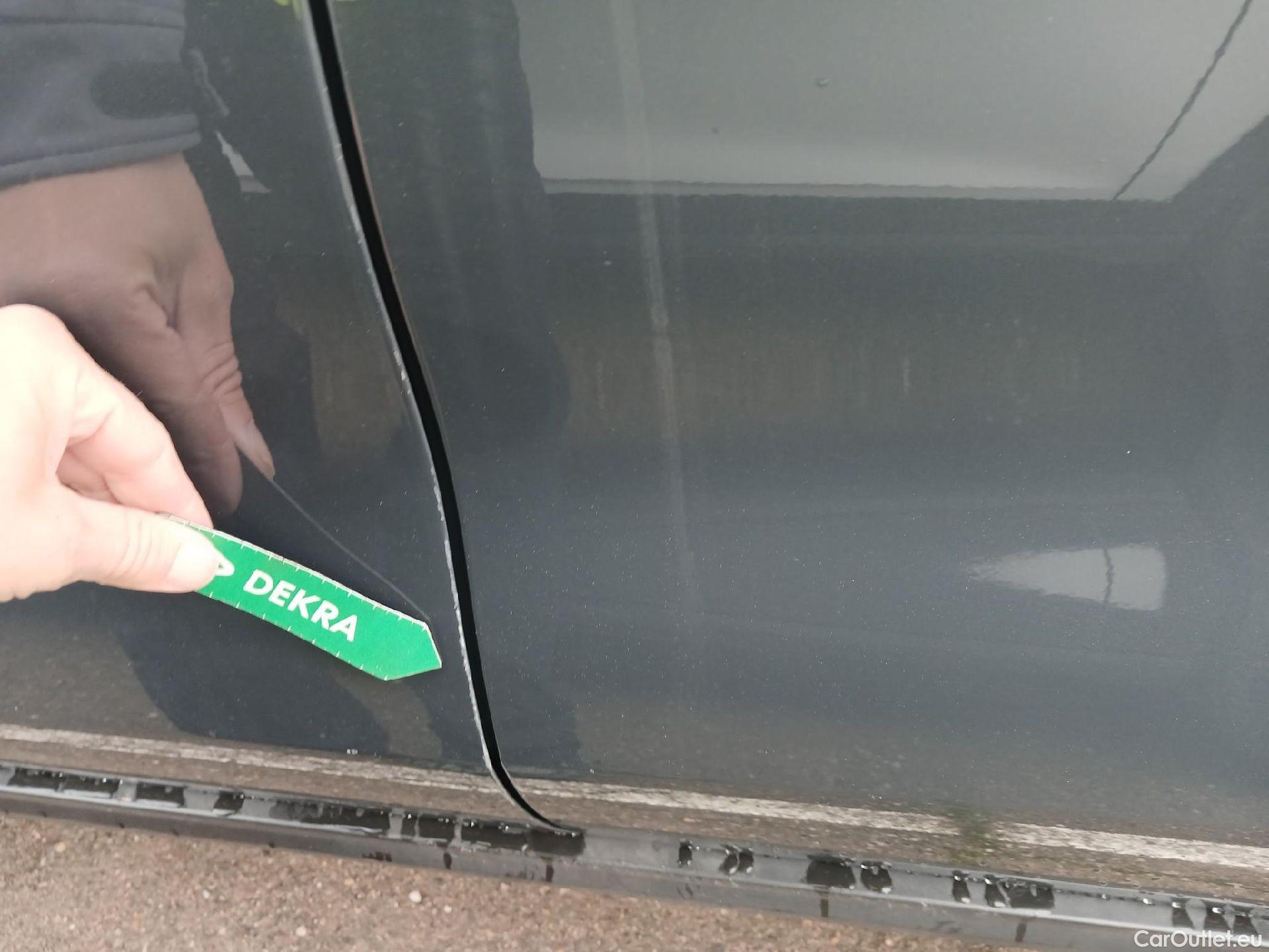  KIA  Sportage KIA  1.6MHEV Drive 100kW(136CV) 4x2(Crist Tintados)(CX) #8