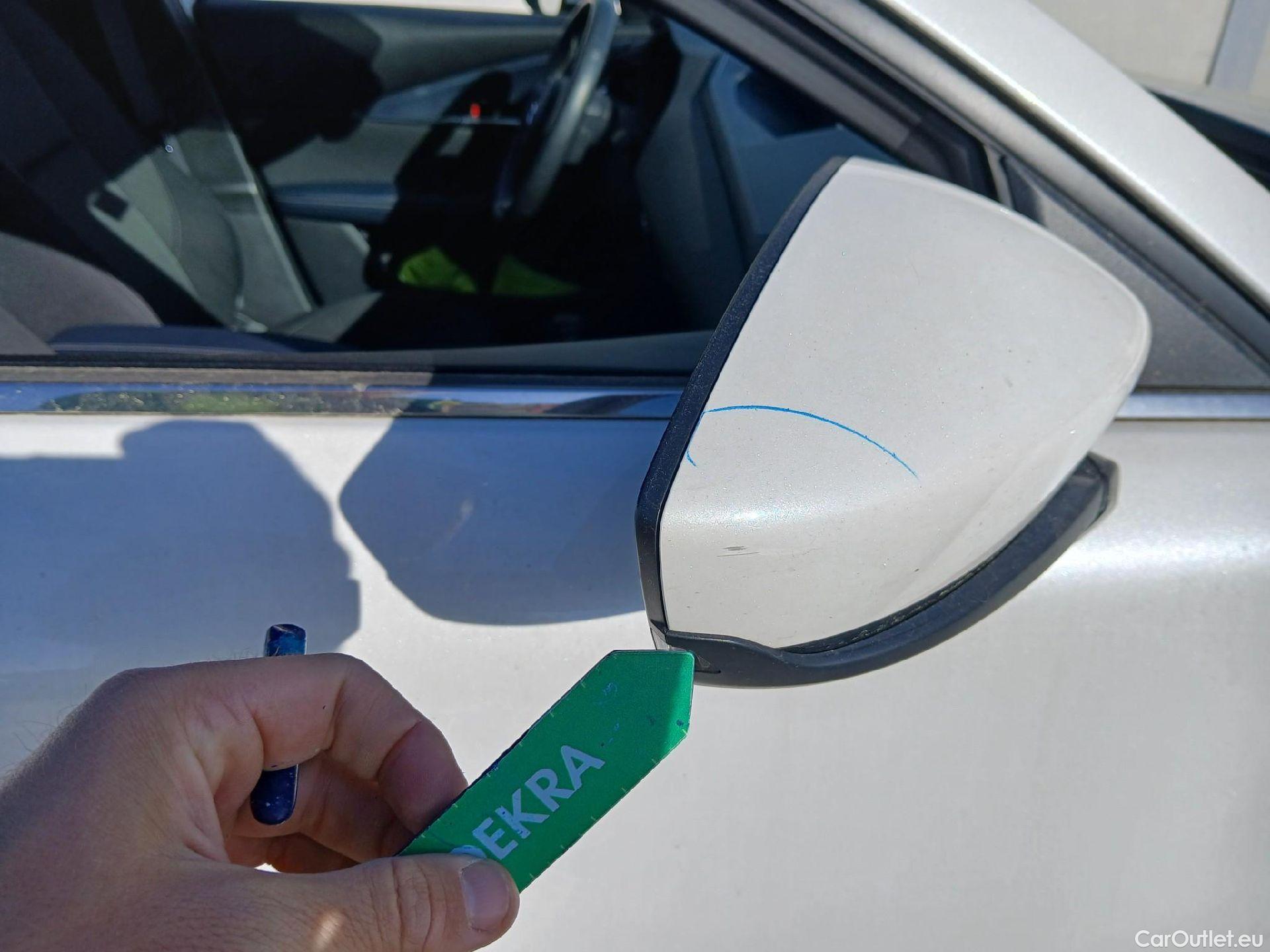  Mazda  CX-30 MAZDA  / 2019 / 5P / todoterreno SKYACTIV-G 2.0 90 kW 2WD AT Evolution #30