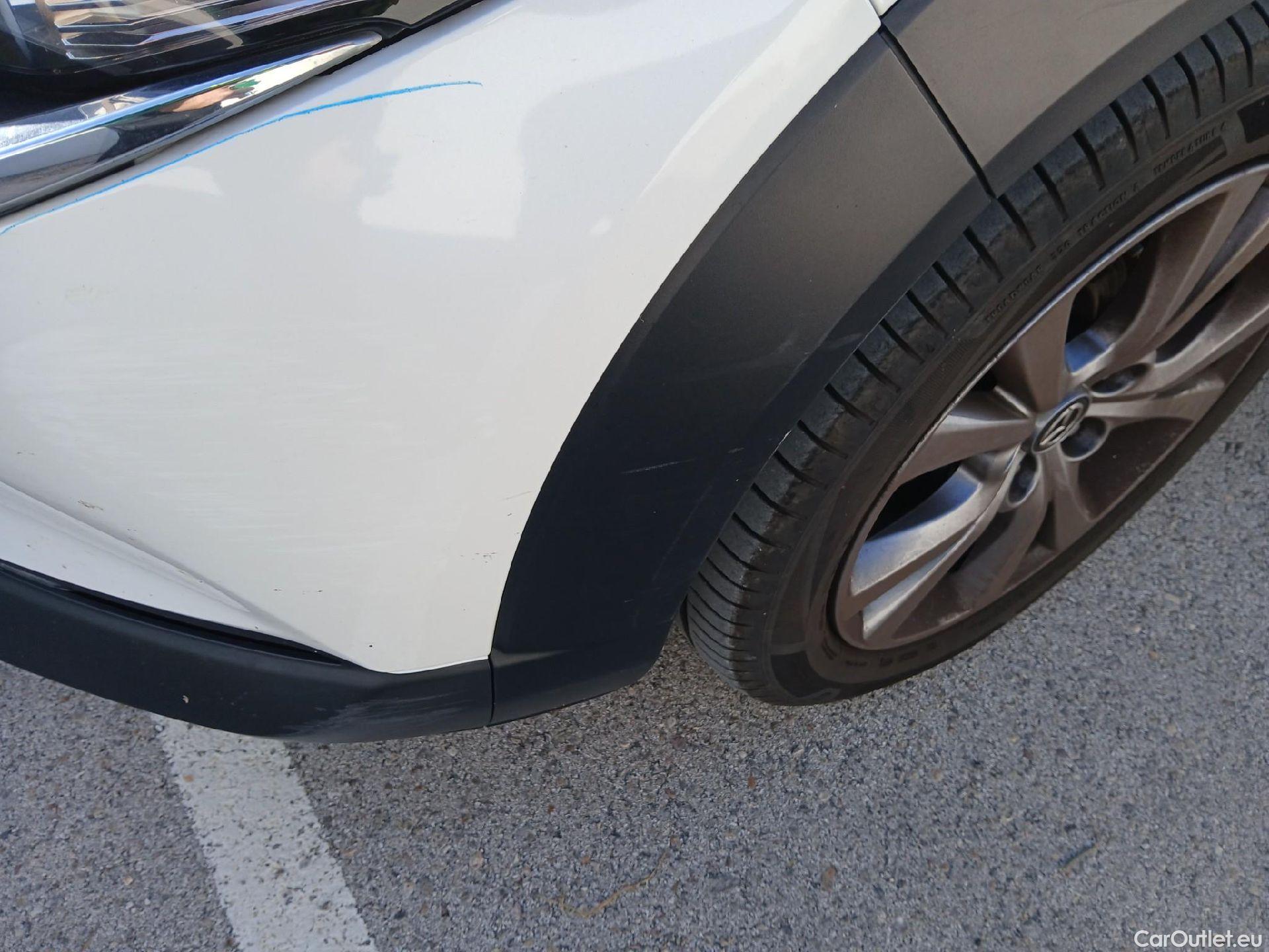  Mazda  CX-30 MAZDA  / 2019 / 5P / todoterreno SKYACTIV-G 2.0 90 kW 2WD AT Evolution #10