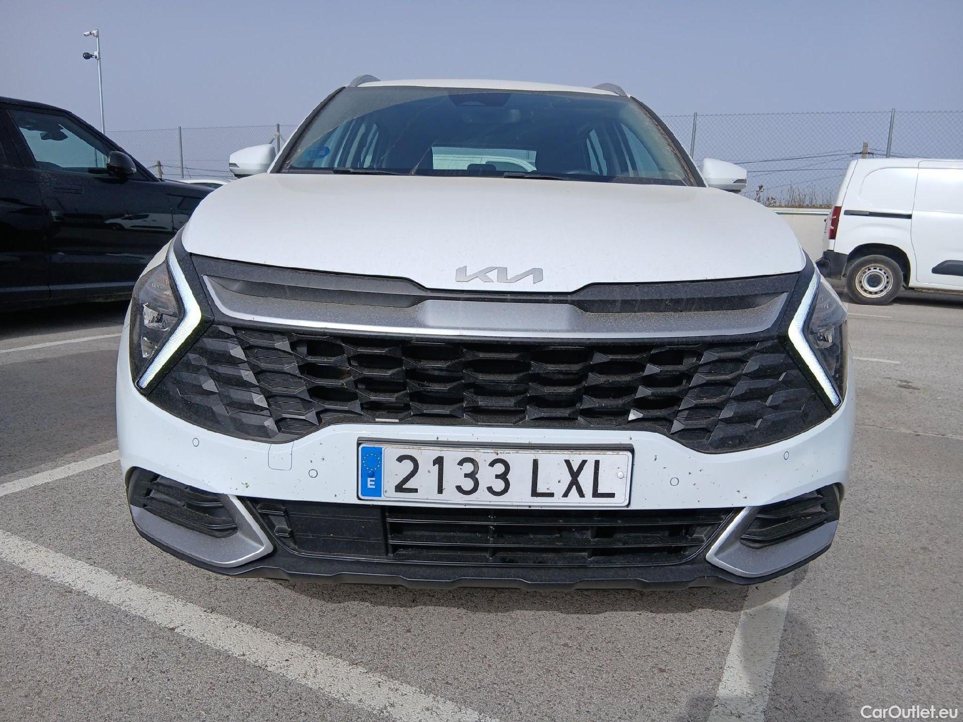  KIA  Sportage KIA  / 2022 / 5P / todoterreno 1.6 T-GDi HEV 171kW (230CV) Drive 4X2 #3