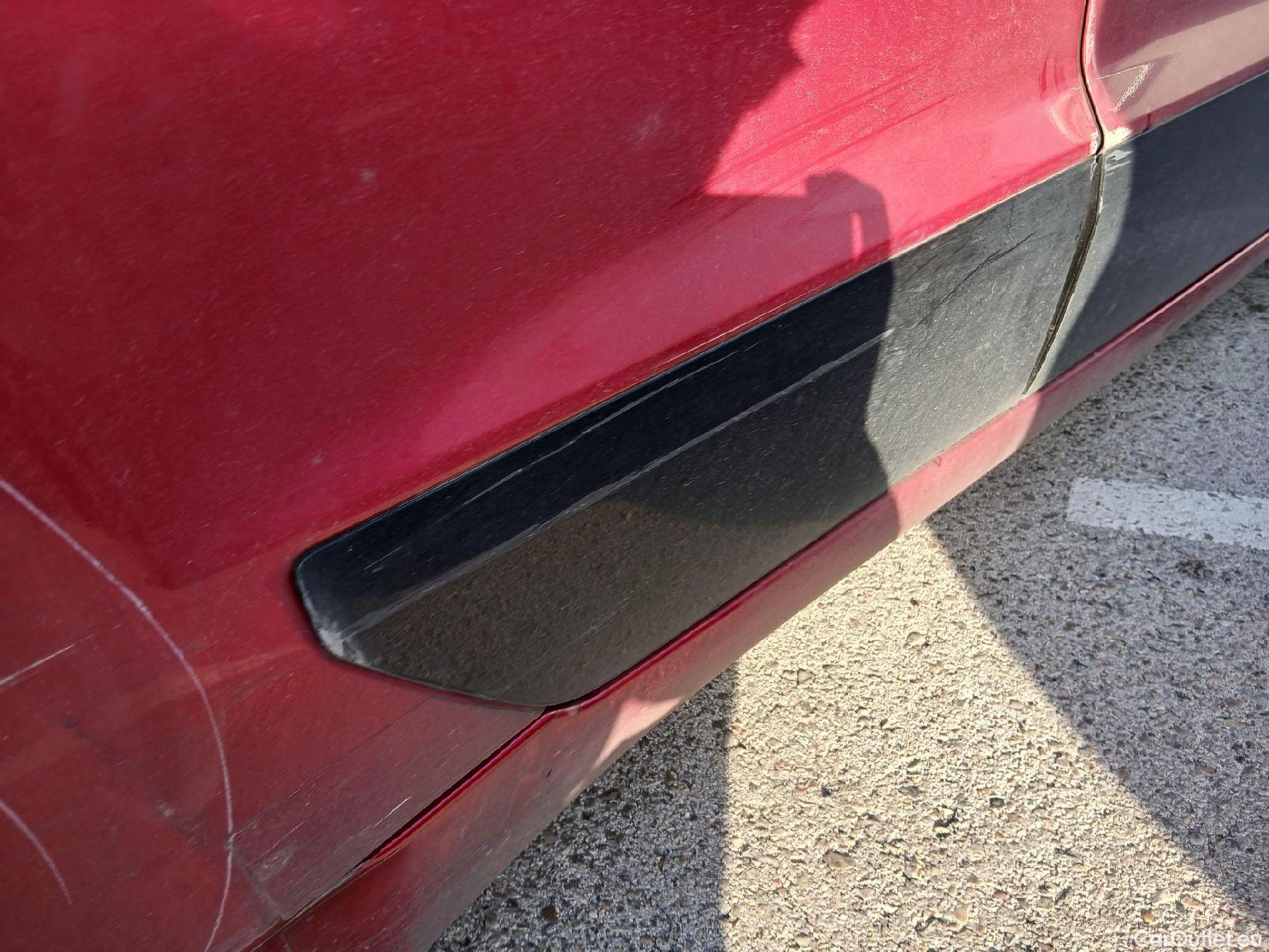  KIA  Niro KIA  / 2022 / 5P / crossover 1.6 GDi HEV 104kW (141CV) Drive #37