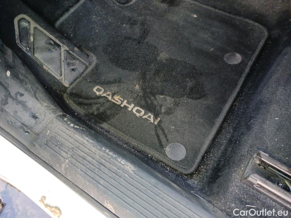  Nissan  Qashqai NISSAN  / 2021 / 5P / todoterreno DIG-T 116kW mHEV Xtronic Tekna #4