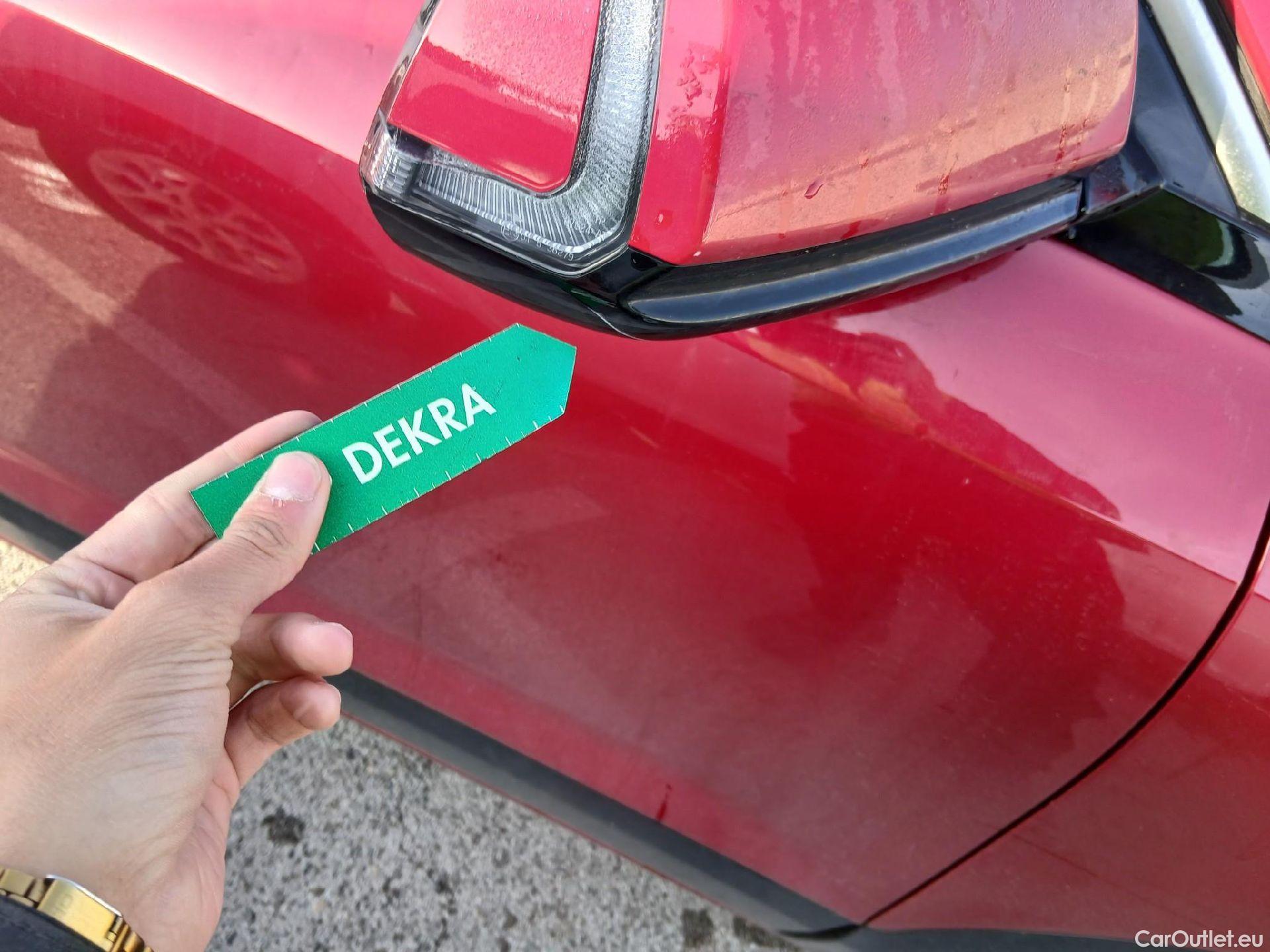  KIA  Niro KIA  / 2022 / 5P / crossover 1.6 GDi HEV 104kW (141CV) Drive #46