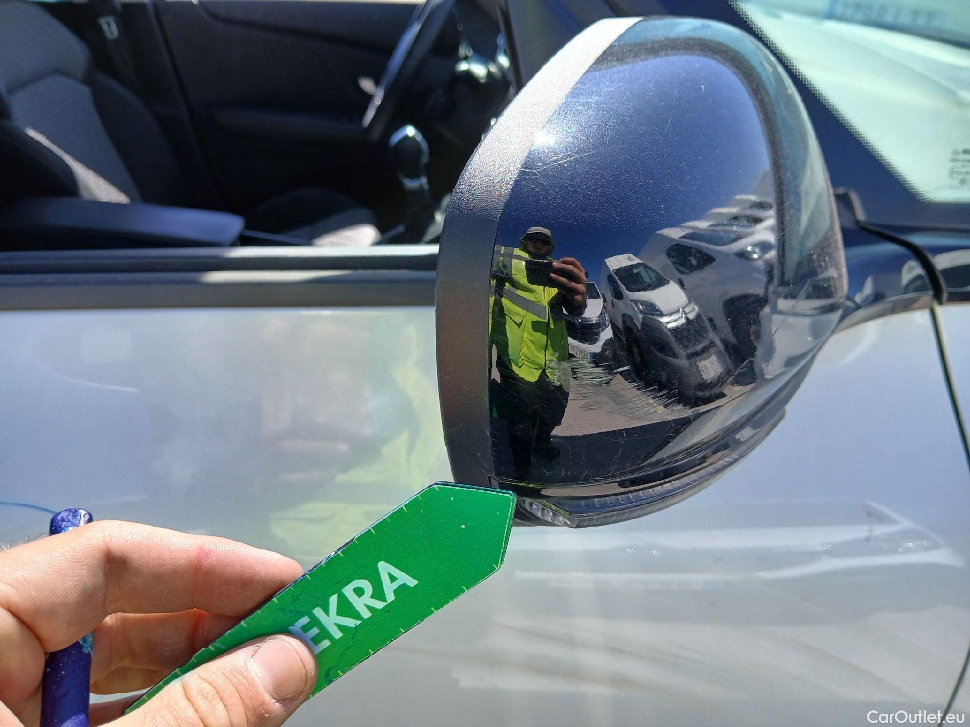  Renault  Grand Scenic RENAULT Grand Scénic / 2016 / 5P / monovolumen compacto Limited TCe 103 kW (140CV) EDC GPF MY21 #34