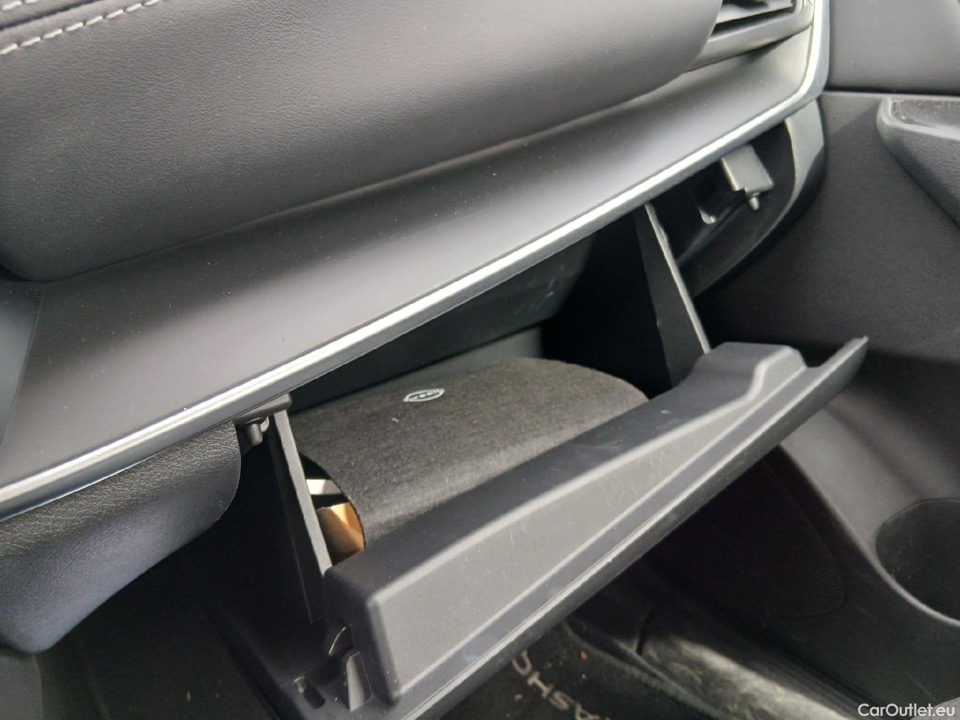  Nissan  Qashqai NISSAN  / 2021 / 5P / todoterreno DIG-T 103kW (140CV) mHEV 4x2 Acenta #1