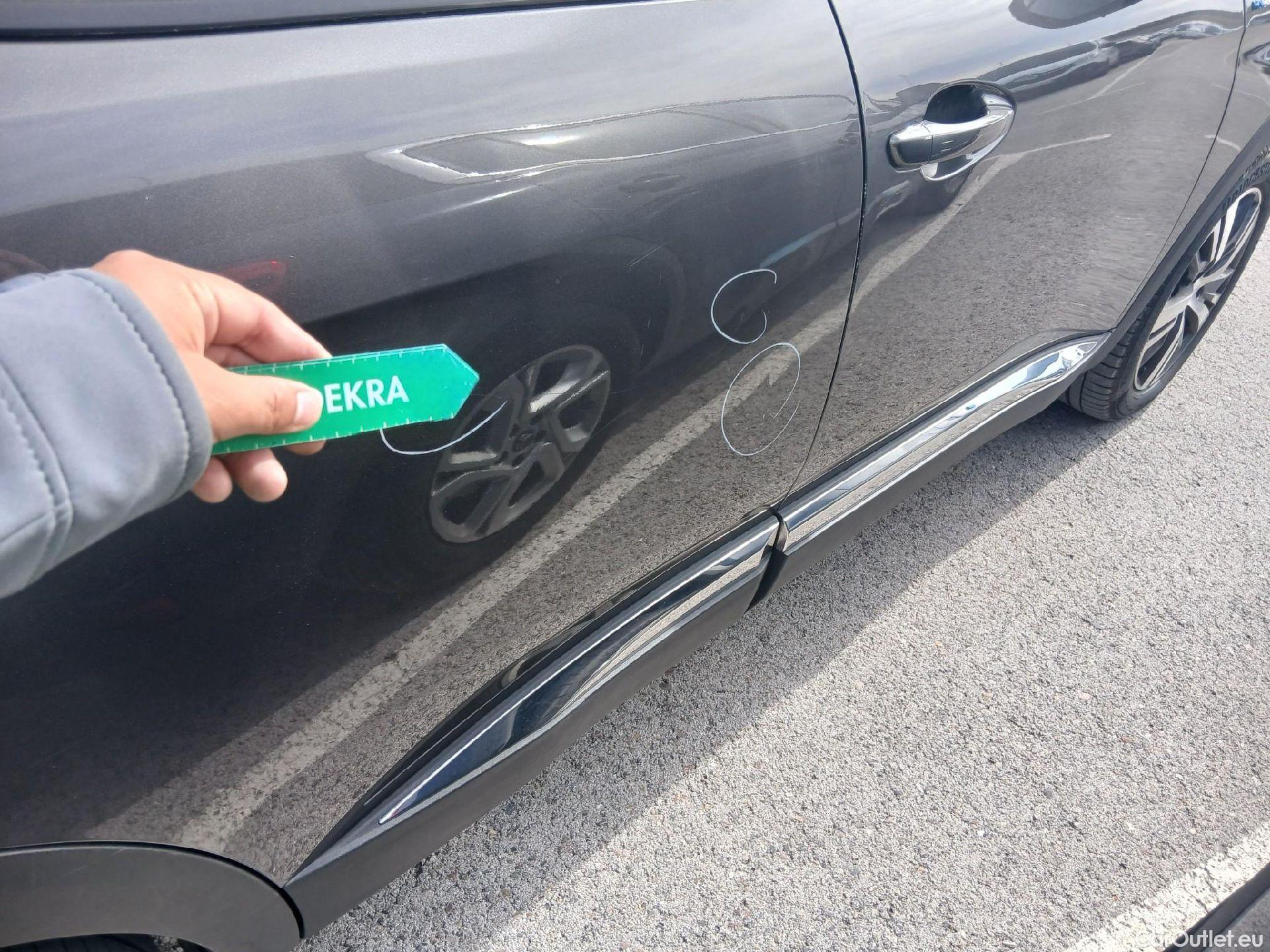  Peugeot  3008 PEUGEOT  Hybrid / 2020 / 5P / todoterreno 225 e-EAT8 Allure (AC2) #41