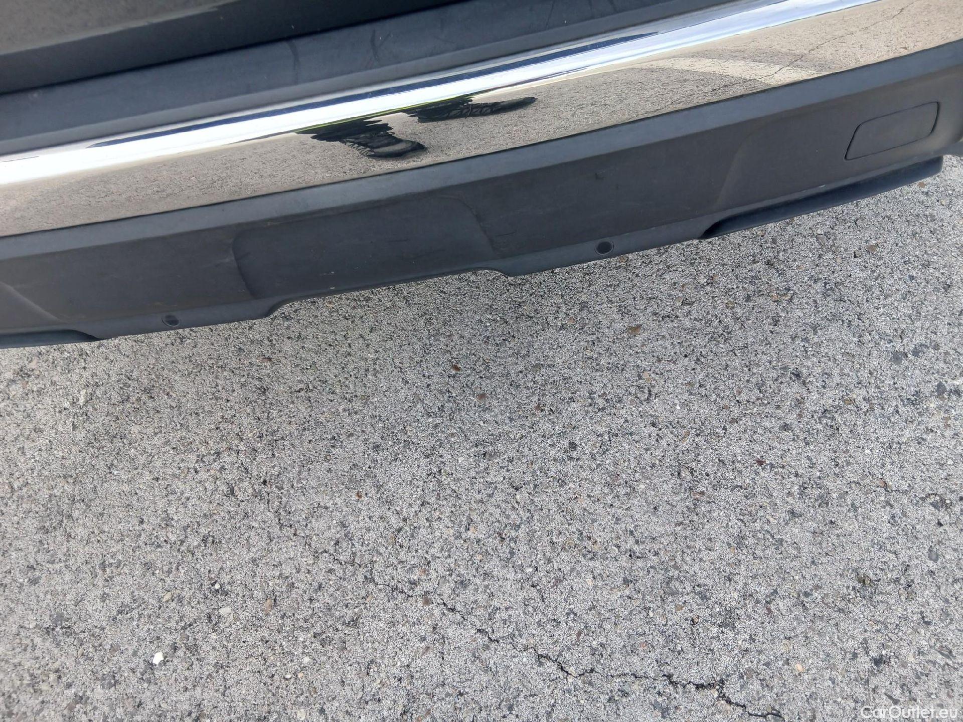  Peugeot  3008 PEUGEOT  Hybrid / 2020 / 5P / todoterreno 225 e-EAT8 Allure (AC2) #33