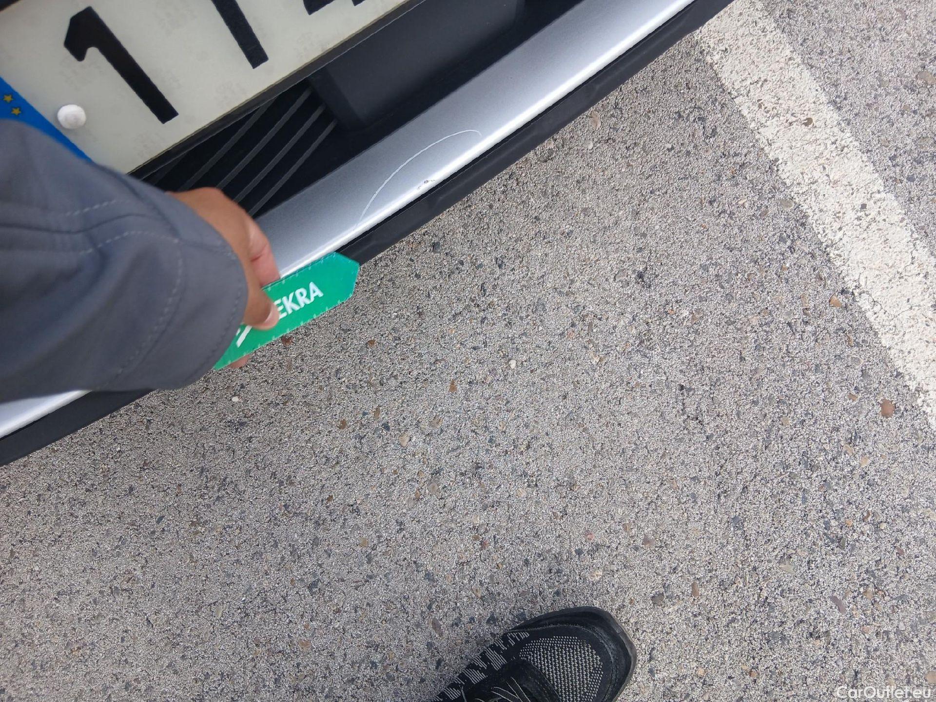  Peugeot  3008 PEUGEOT  Hybrid / 2020 / 5P / todoterreno 225 e-EAT8 Allure (AC2) #11