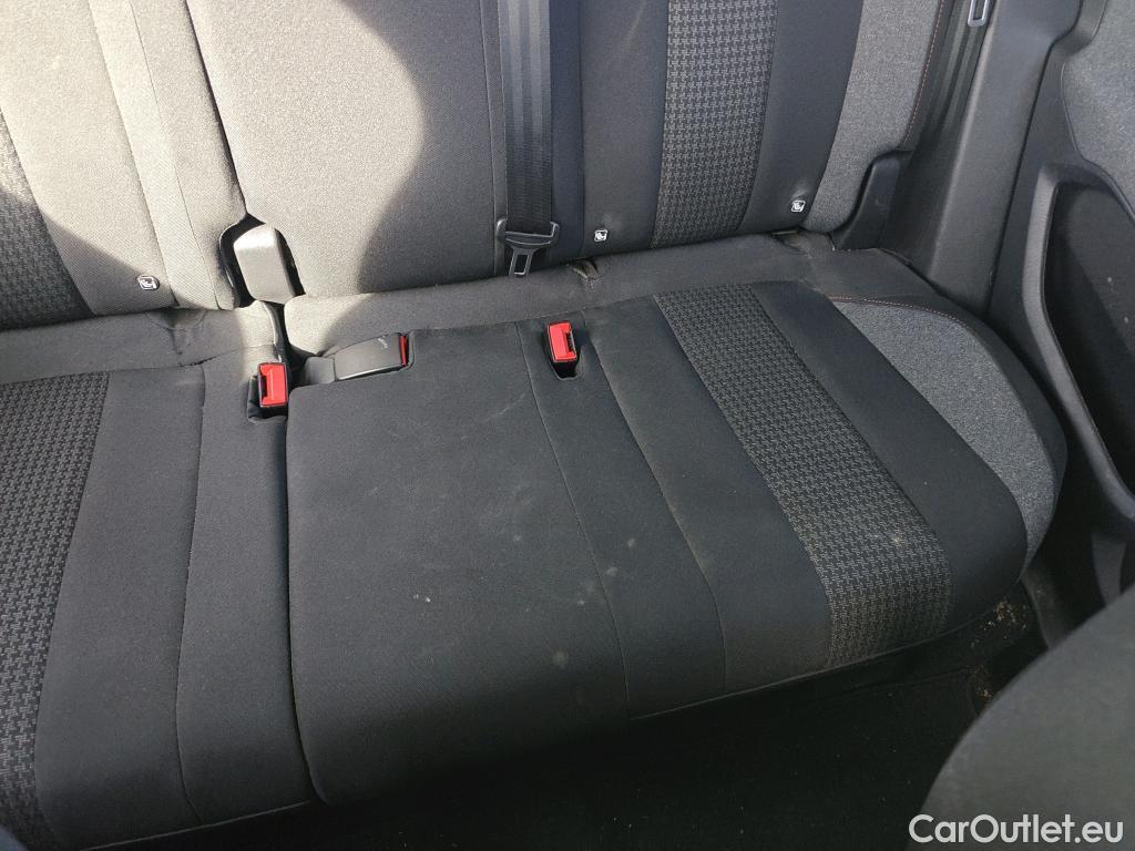  Peugeot  3008 PEUGEOT  / 2020 / 5P / todoterreno 1.5 BlueHDi 96kW (130CV) S&S Active Pack (AC3) #59