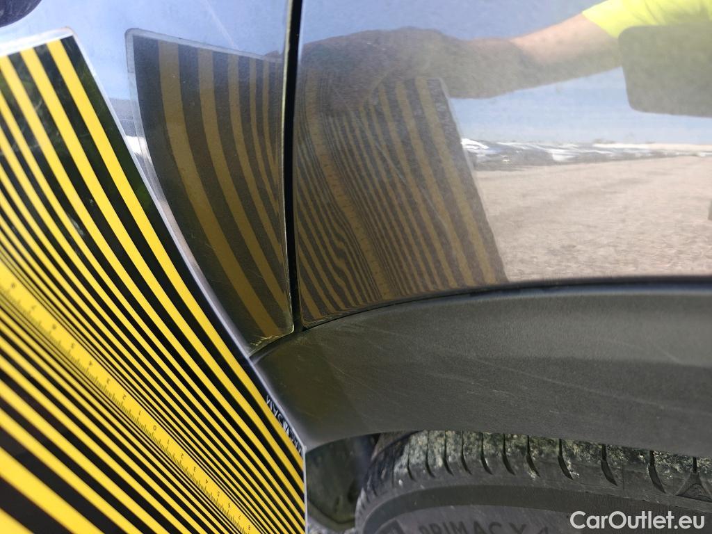  Peugeot  3008 PEUGEOT  / 2020 / 5P / todoterreno 1.5 BlueHDi 96kW (130CV) S&S Active Pack (AC3) #17