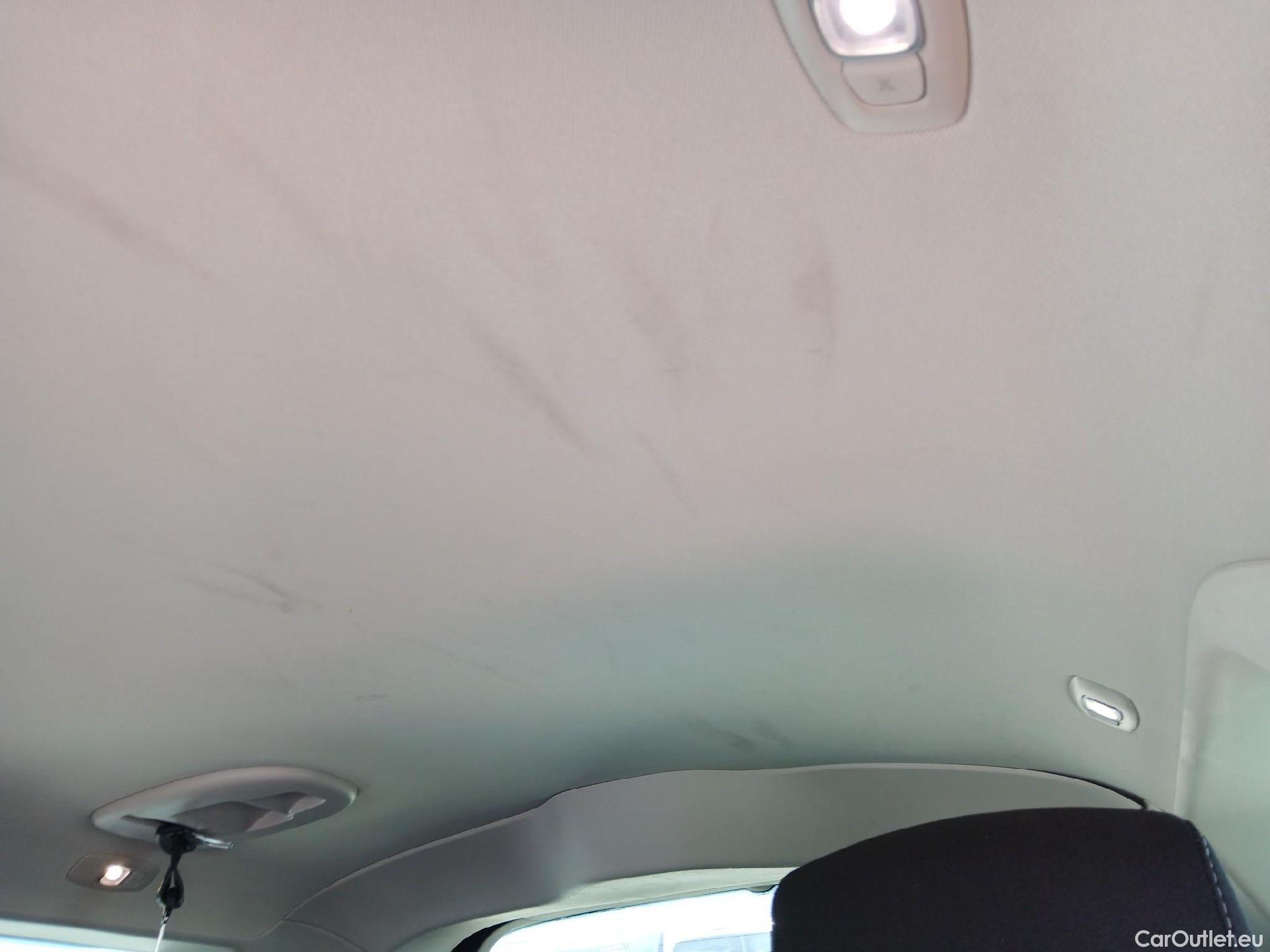  Renault  Grand Scenic RENAULT Grand Scénic / 2016 / 5P / monovolumen compacto Limited TCe 103 kW (140CV) EDC GPF MY21 #7