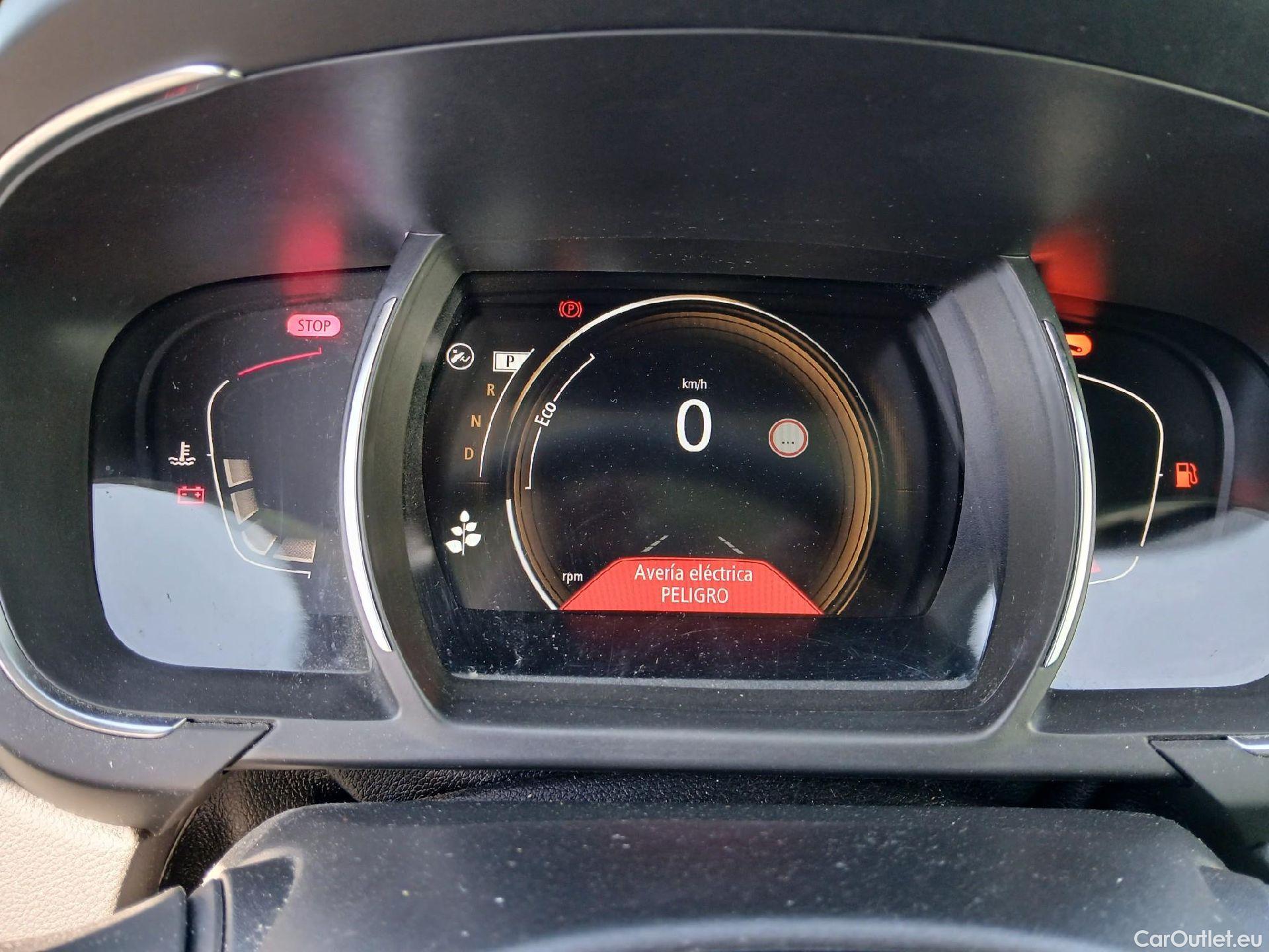  Renault  Grand Scenic RENAULT Grand Scénic / 2016 / 5P / monovolumen compacto Limited TCe 103 kW (140CV) EDC GPF MY21 #2