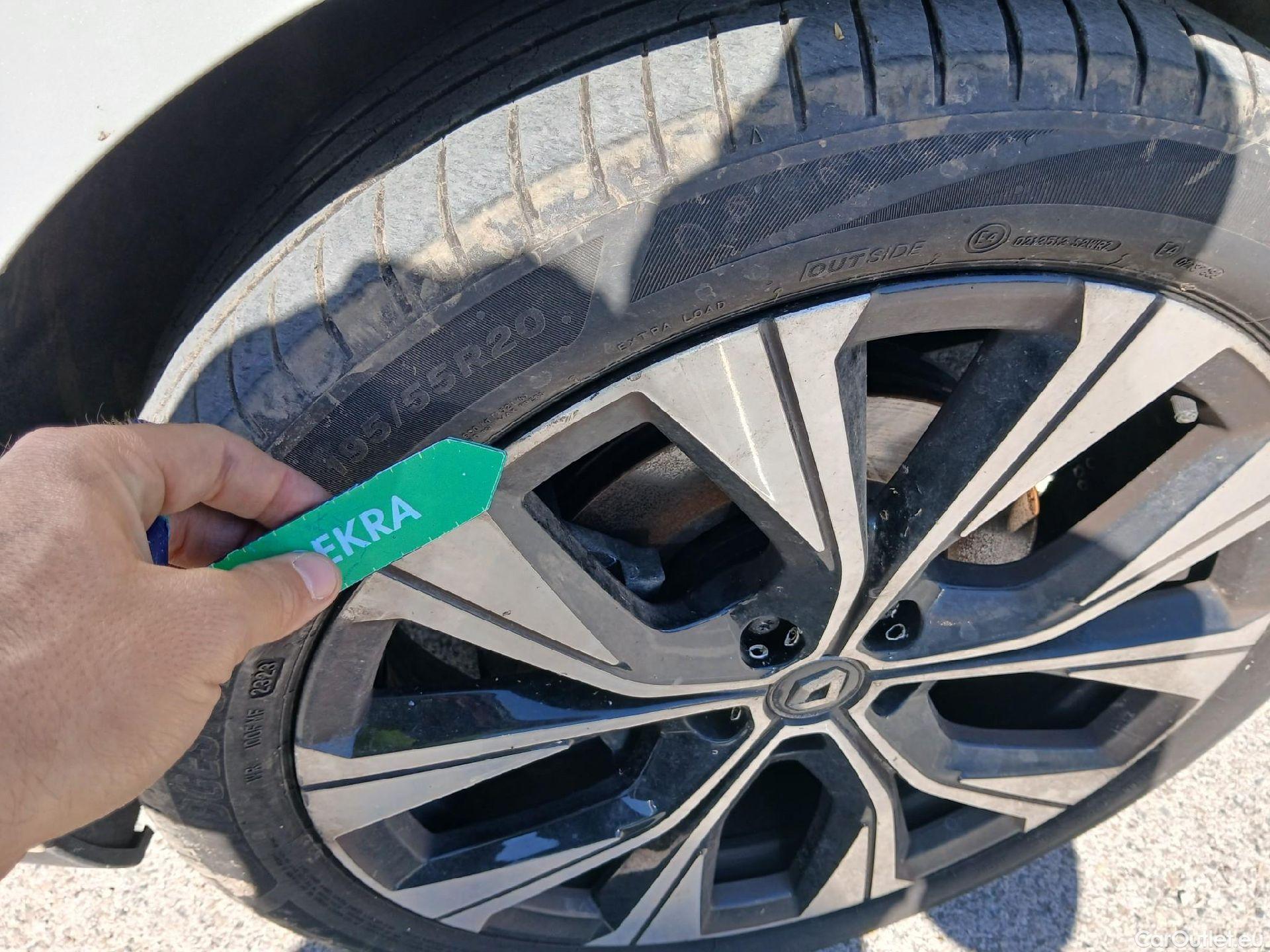  Renault  Grand Scenic RENAULT Grand Scénic / 2016 / 5P / monovolumen compacto Limited TCe 103 kW (140CV) EDC GPF MY21 #15