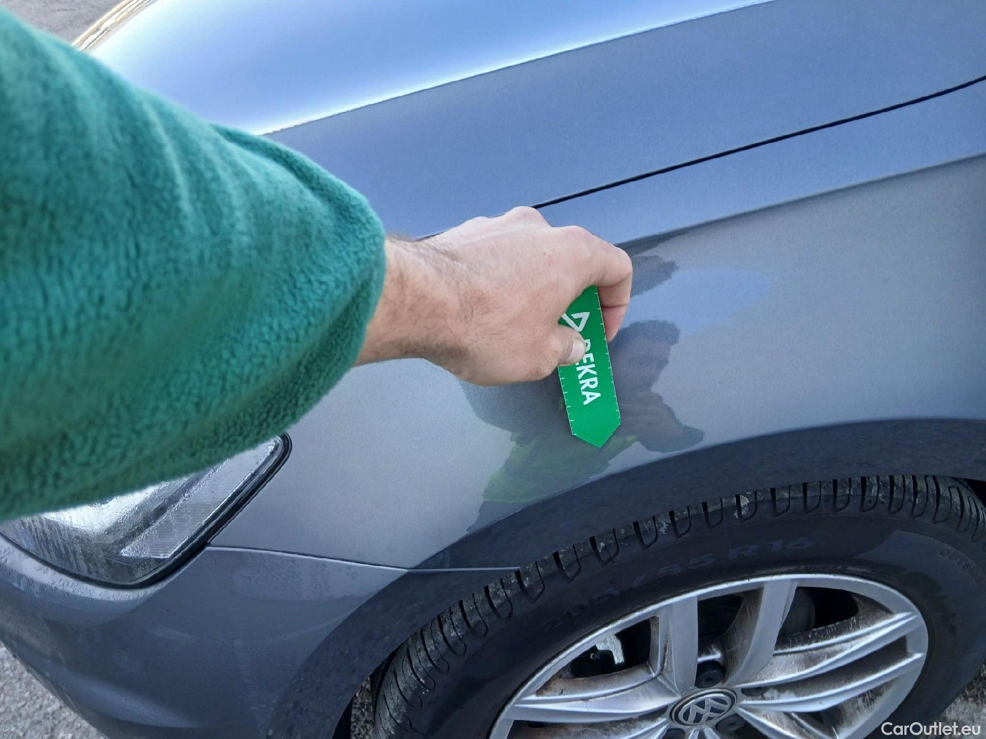  Volkswagen  Golf  VOLKSWAGEN / 2016 / 5P / berlina con portón Advance 1.5 TSI EVO 96kW (130CV) DSG #4