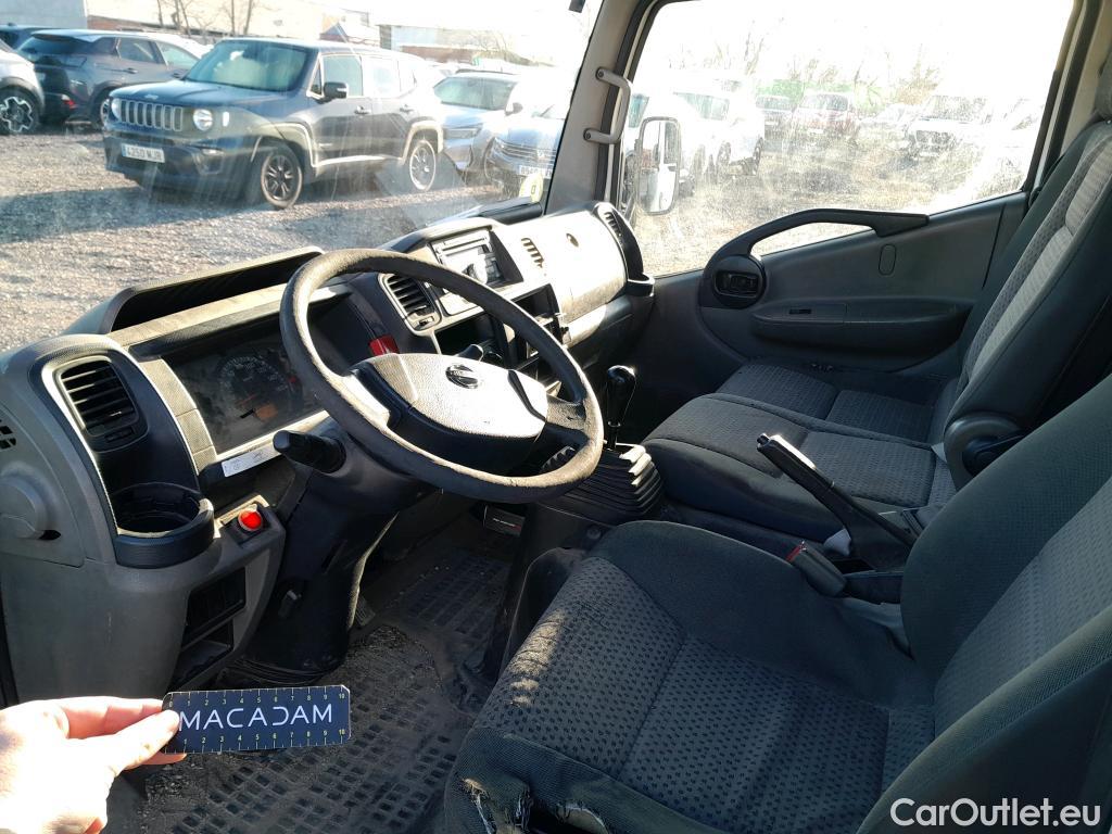  Nissan  Cabstar NISSAN  VU 2p 3G chasis cabina 35.13/3 Básico AA Cabina Abatible L #PLATAFORMA + CESTA ELEVADORA MOVEX# #30