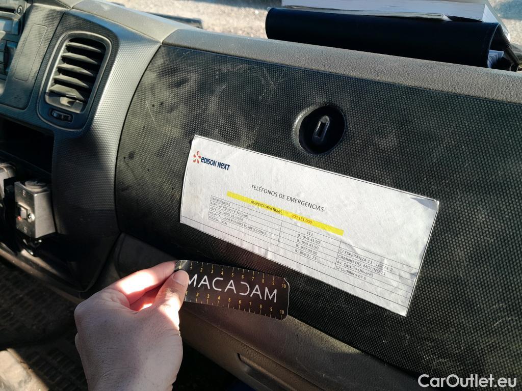  Nissan  Cabstar NISSAN  VU 2p 3G chasis cabina 35.13/3 Básico AA Cabina Abatible L #PLATAFORMA + CESTA ELEVADORA MOVEX# #40