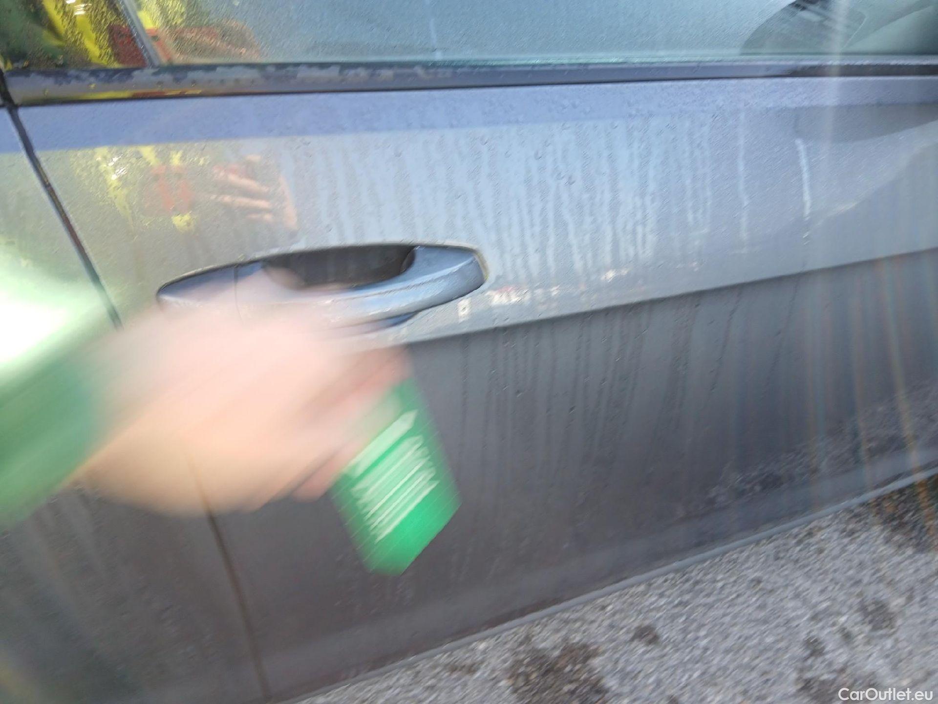  Volkswagen  Golf  VOLKSWAGEN / 2016 / 5P / berlina con portón Advance 1.5 TSI EVO 96kW (130CV) DSG #23