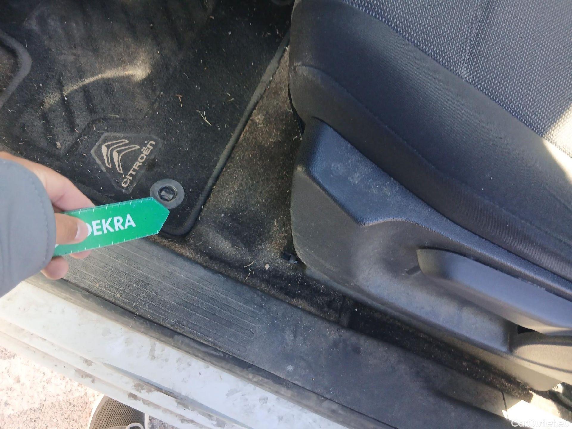  Citroen  Berlingo CITROEN  / 2018 / 4P / combi Talla M BlueHDi 100 S&S LIVE PACK BUSINE #4