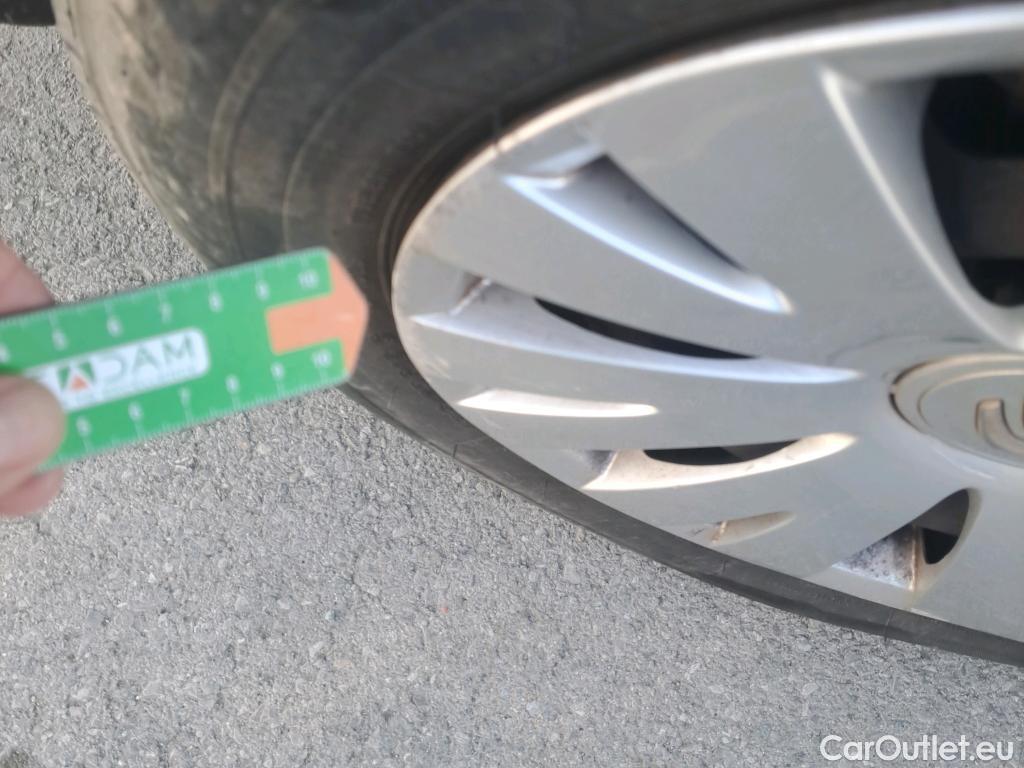  Citroen  Berlingo CITROEN  / 2015 / 4P / furgón derivado de turismo Electric Club #37