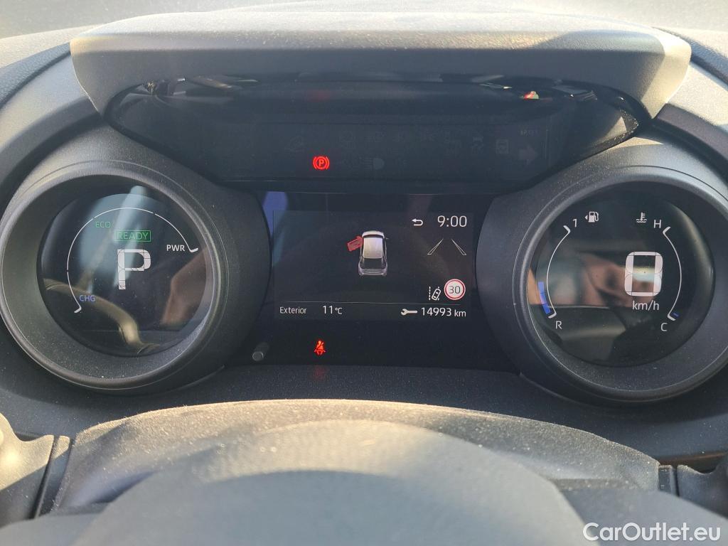  Toyota  Yaris Cross TOYOTA  / 2021 / 5P / todoterreno 1.5 120H Business Plus #16