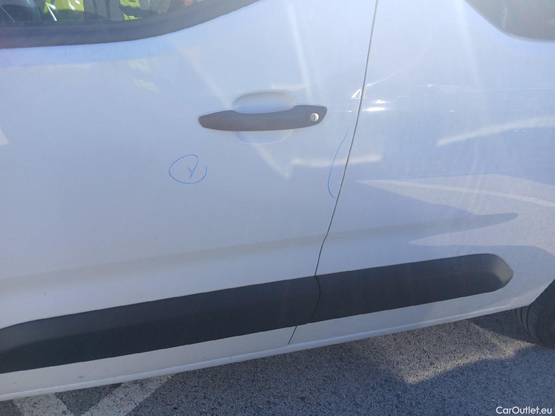  Citroen  Berlingo CITROEN  / 2018 / 4P / combi Talla M BlueHDi 100 S&S LIVE PACK BUSINE #12