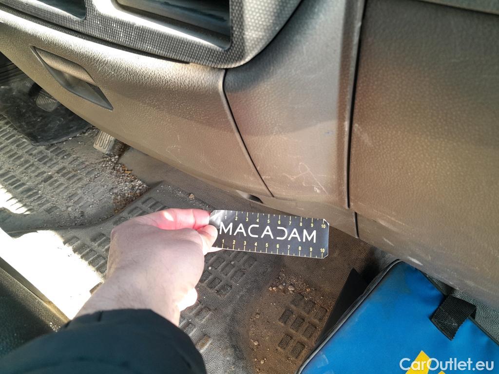  Nissan  Cabstar NISSAN  VU 2p 3G chasis cabina 35.13/3 Básico AA Cabina Abatible L #PLATAFORMA + CESTA ELEVADORA MOVEX# #25