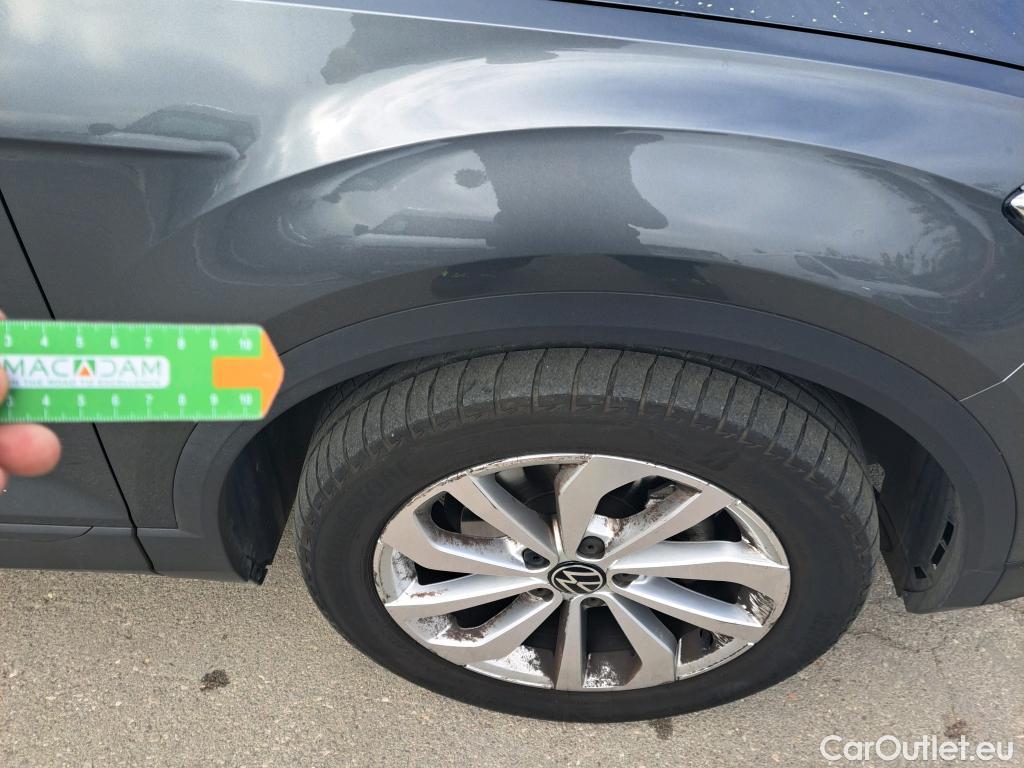  Volkswagen  T-ROC VOLKSWAGEN  / 2021 / 5P / todoterreno Life 2.0 TDI 85kW (115CV) (AC4) #3