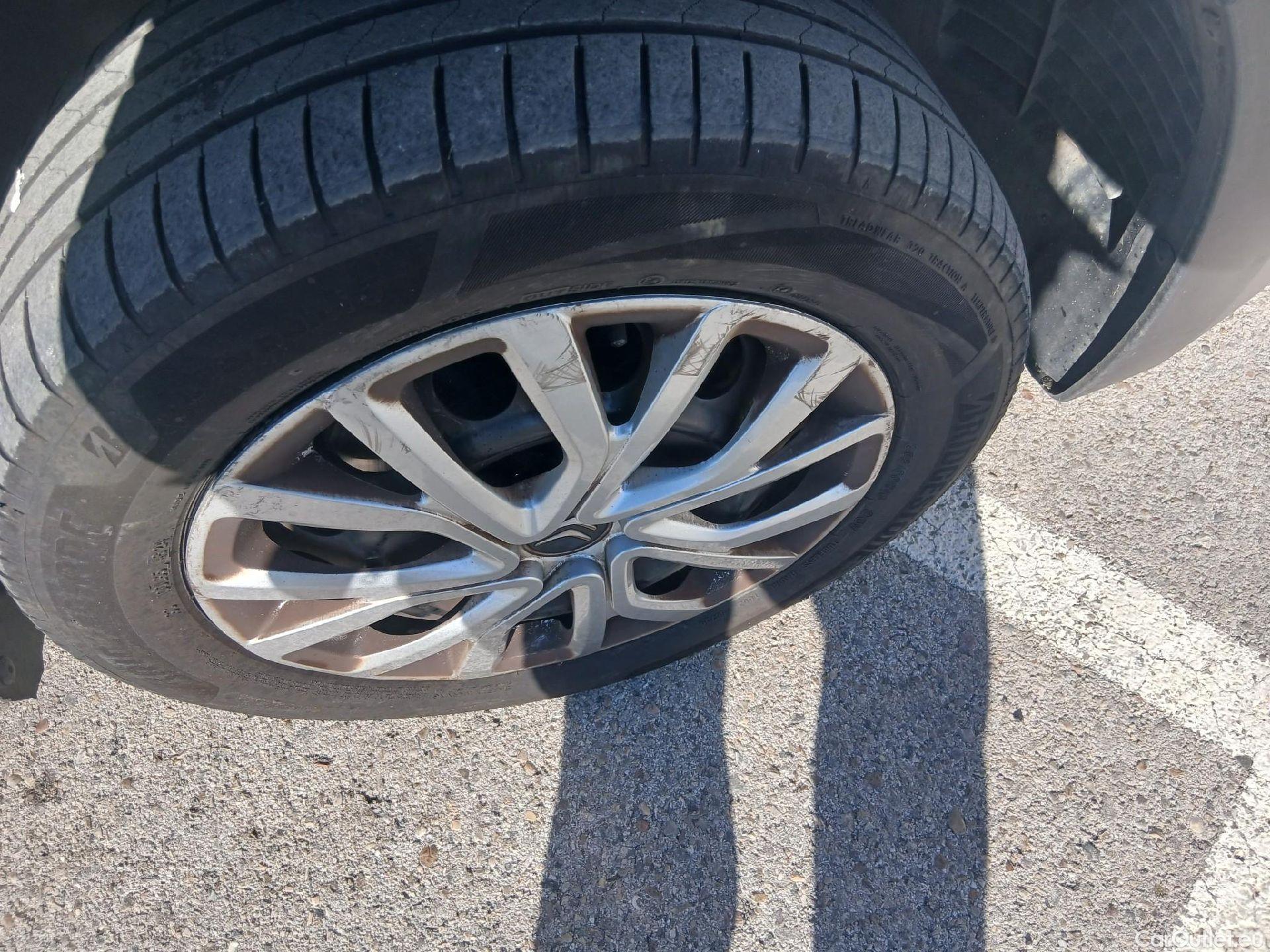  Citroen  Berlingo CITROEN  / 2018 / 4P / combi Talla M BlueHDi 100 S&S LIVE PACK BUSINE #25