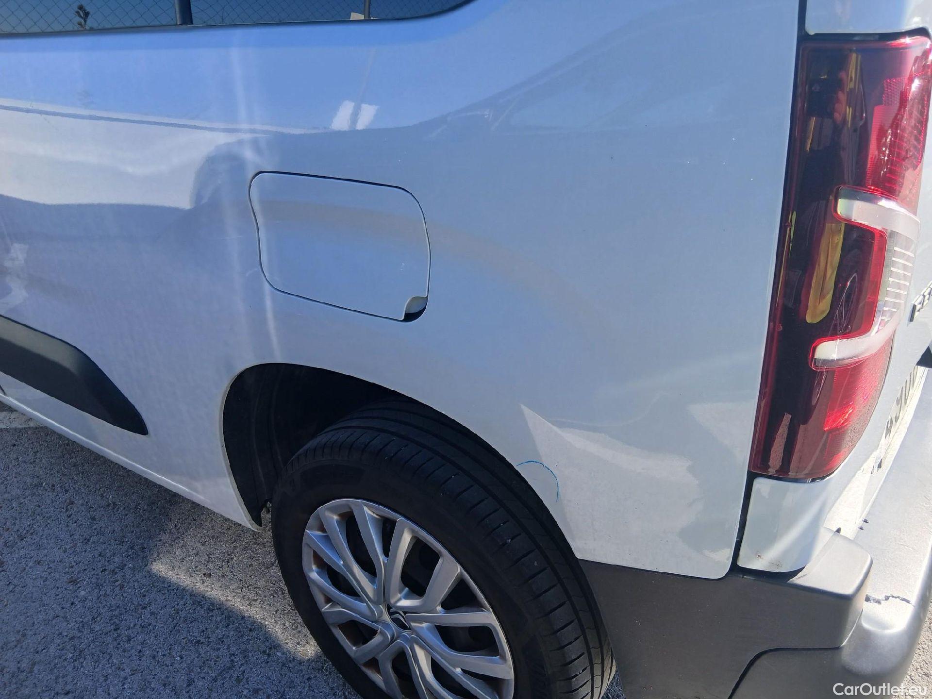  Citroen  Berlingo CITROEN  / 2018 / 4P / combi Talla M BlueHDi 100 S&S LIVE PACK BUSINE #14