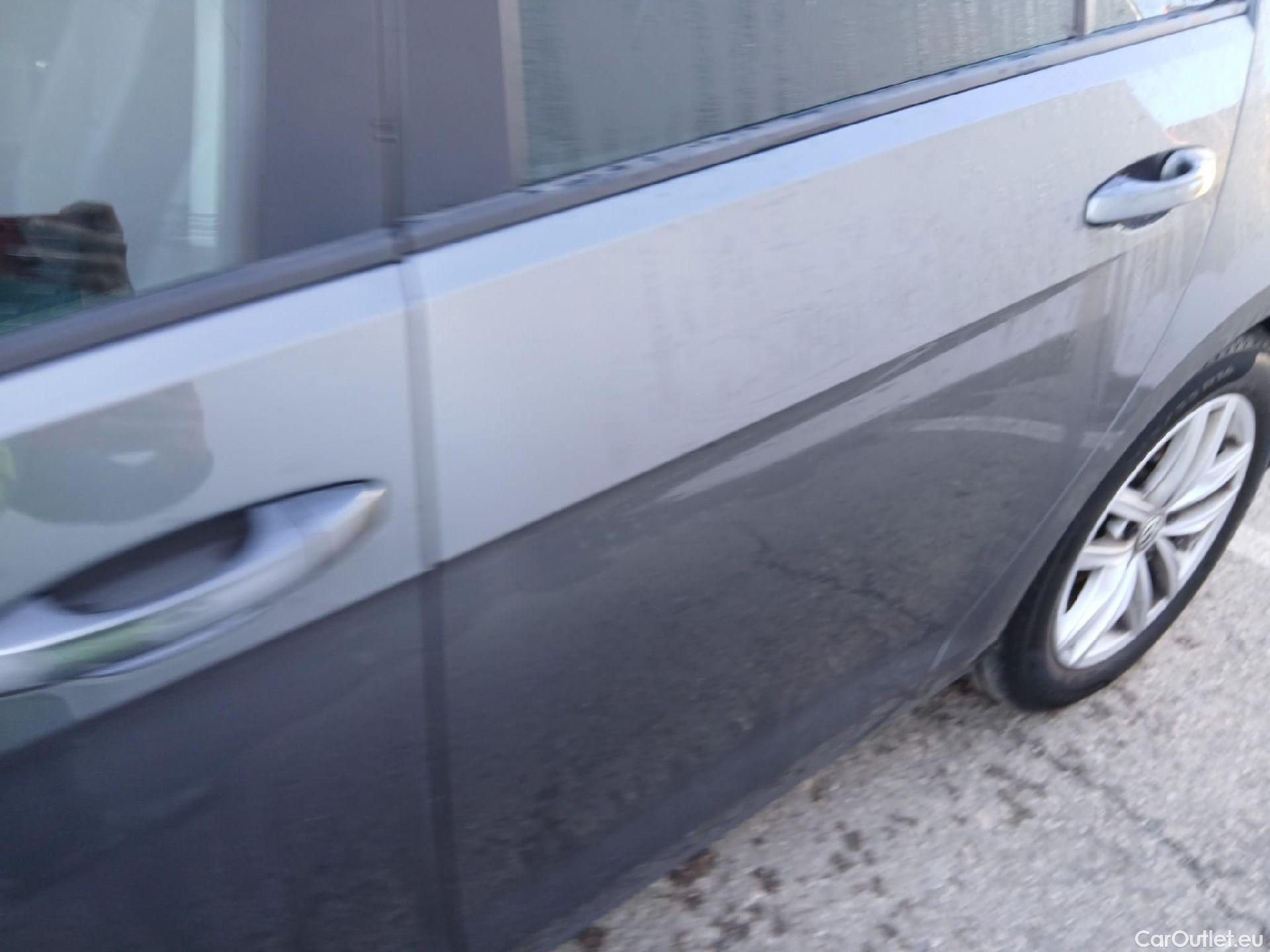  Volkswagen  Golf  VOLKSWAGEN / 2016 / 5P / berlina con portón Advance 1.5 TSI EVO 96kW (130CV) DSG #10