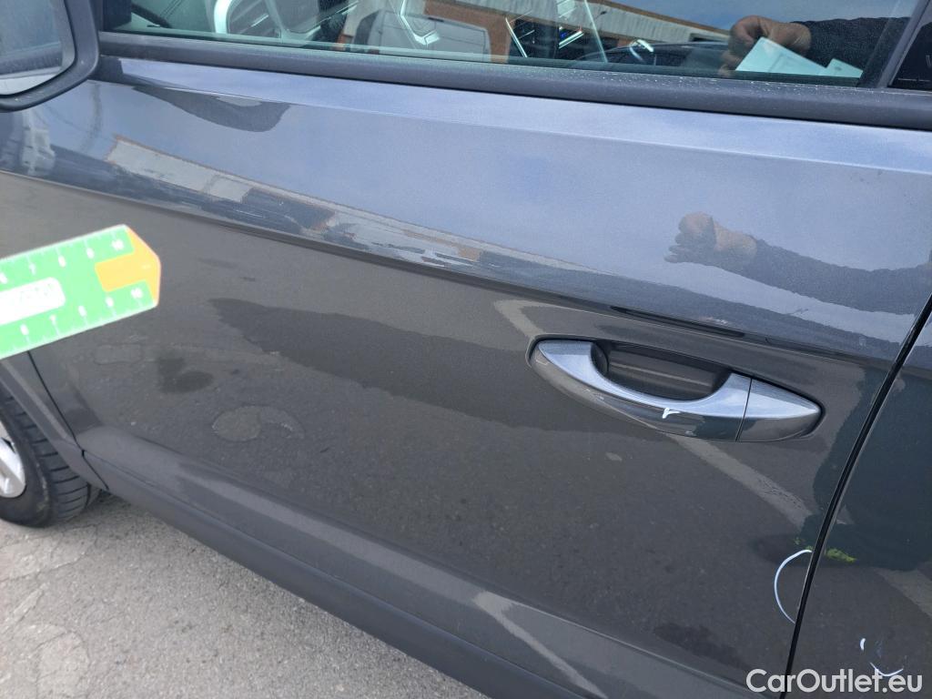  Volkswagen  T-ROC VOLKSWAGEN  / 2021 / 5P / todoterreno Life 2.0 TDI 85kW (115CV) (AC4) #5