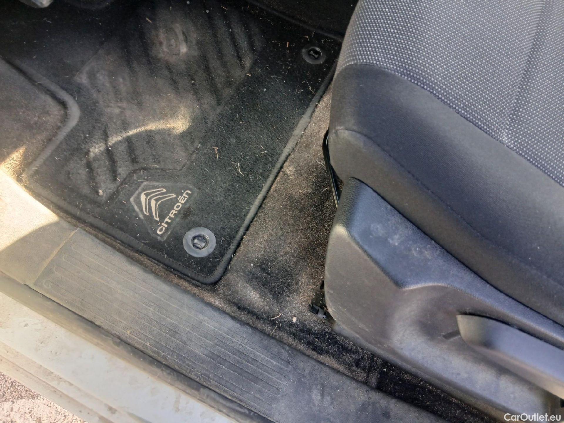  Citroen  Berlingo CITROEN  / 2018 / 4P / combi Talla M BlueHDi 100 S&S LIVE PACK BUSINE #3