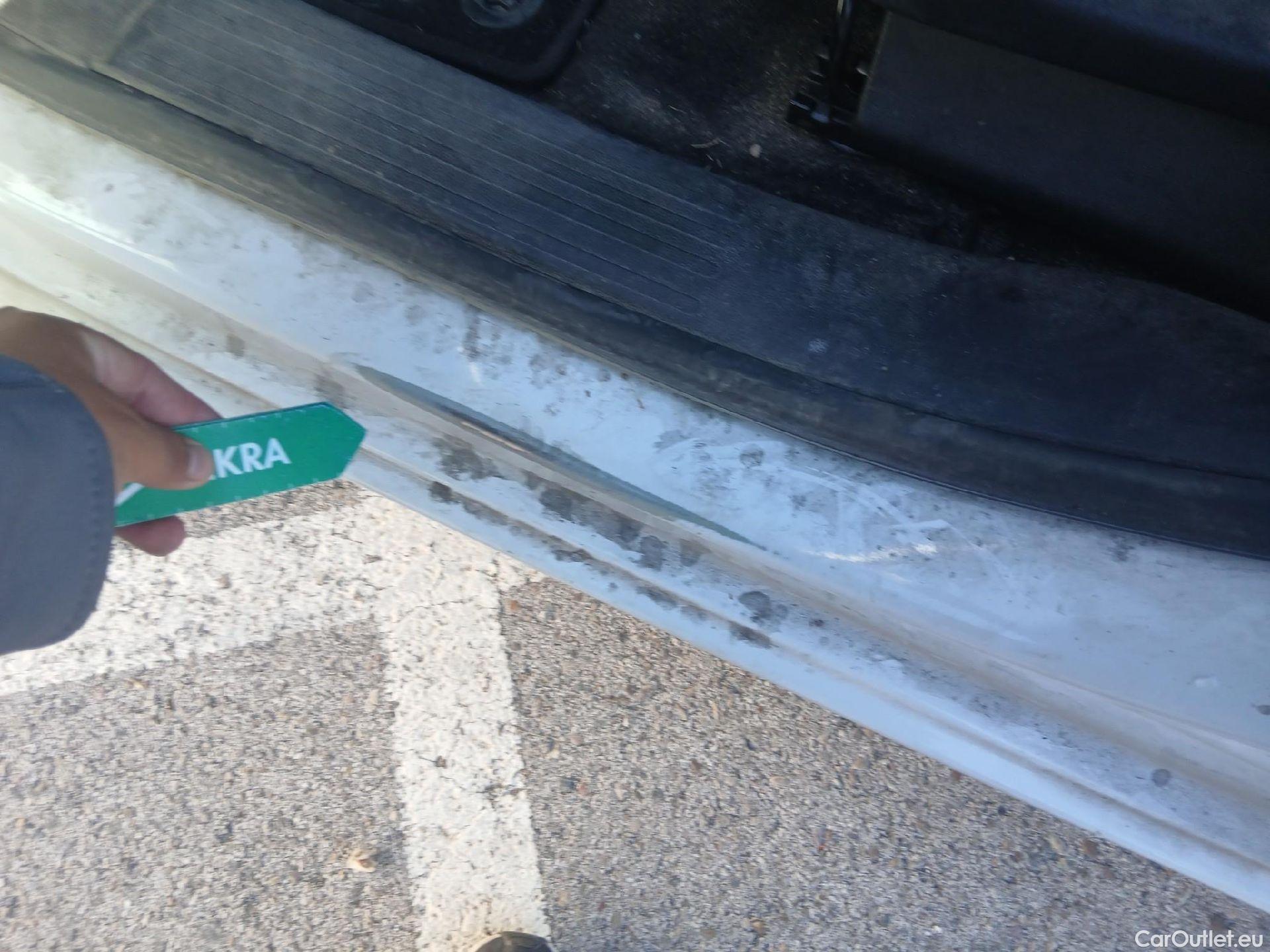  Citroen  Berlingo CITROEN  / 2018 / 4P / combi Talla M BlueHDi 100 S&S LIVE PACK BUSINE #27