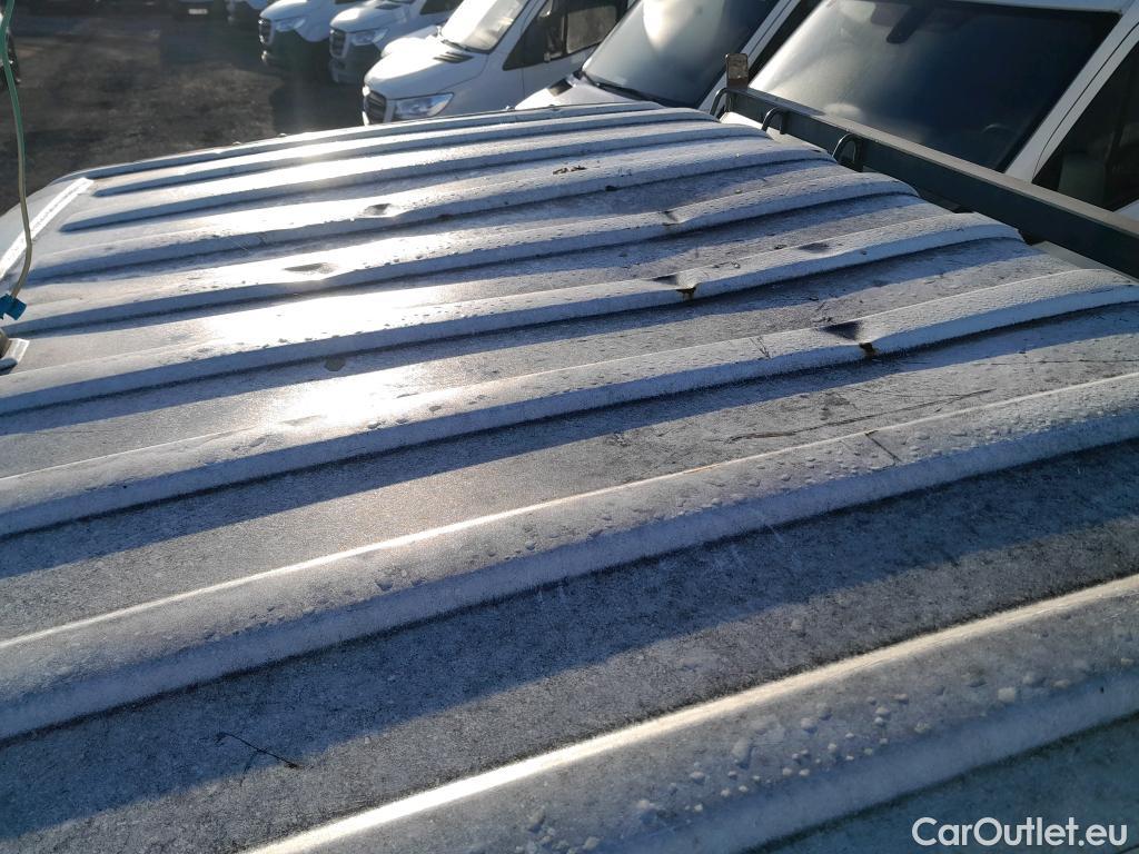  Nissan  Cabstar NISSAN  VU 2p 3G chasis cabina 35.13/3 Básico AA Cabina Abatible L #PLATAFORMA + CESTA ELEVADORA MOVEX# #2