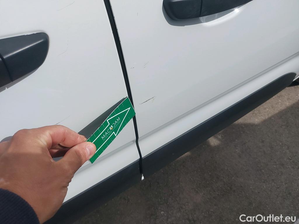  Citroen  Berlingo CITROEN  COMBI Talla M BlueHDi 100 S&S LIVE #26