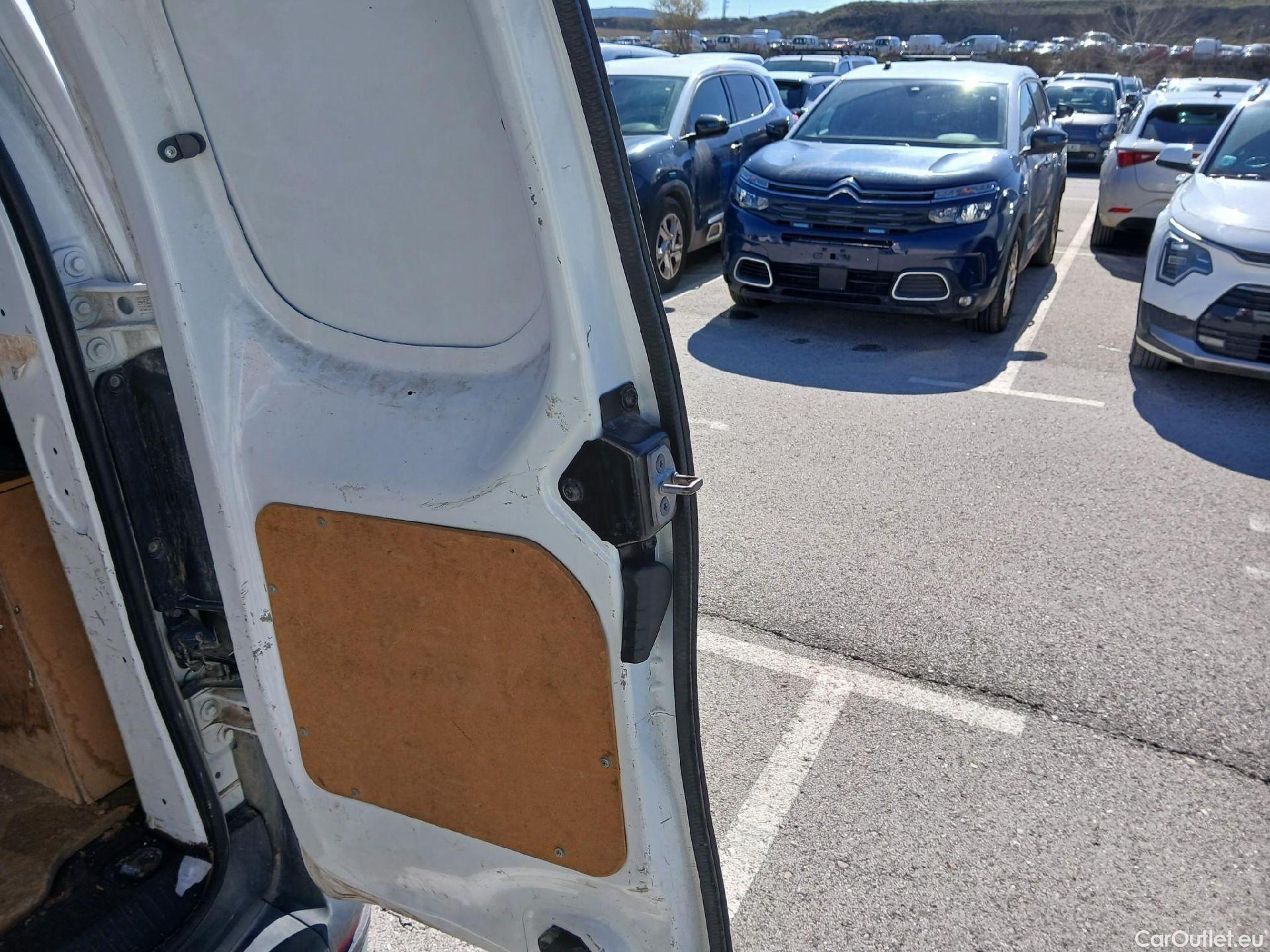  Nissan  Townstar NISSAN  / 2021 / 4P / furgón derivado de turismo 2 plazas 1.3G 96kW L1 Profesional #10