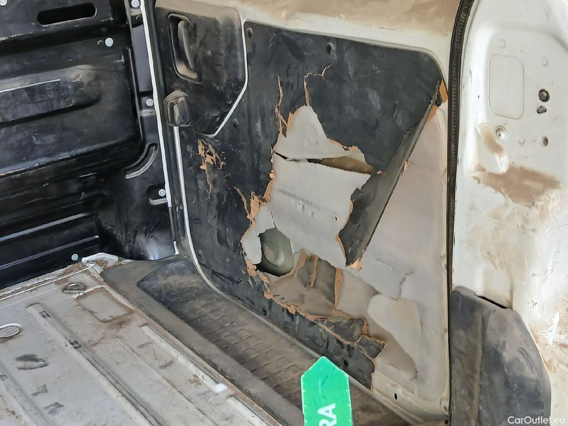  Opel  Vivaro OPEL  / 2019 / 4P / furgón 1.5 Diésel 74kW (100CV) M Std Express (AC2) #14