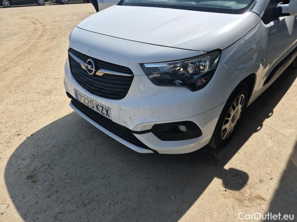  Opel  Combo OPEL  Life / 2018 / 5P / monovolumen compacto 1.5 TD 56kW (75CV) Selective L #19
