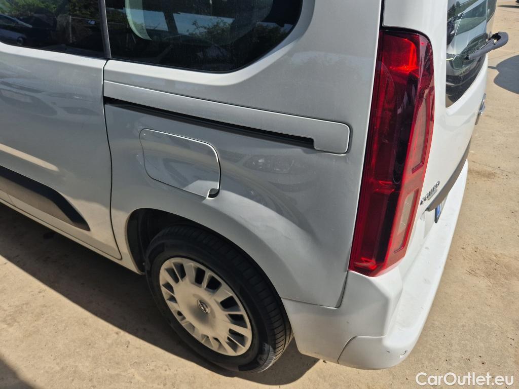  Opel  Combo OPEL  Life / 2018 / 5P / monovolumen compacto 1.5 TD 56kW (75CV) Selective L #1