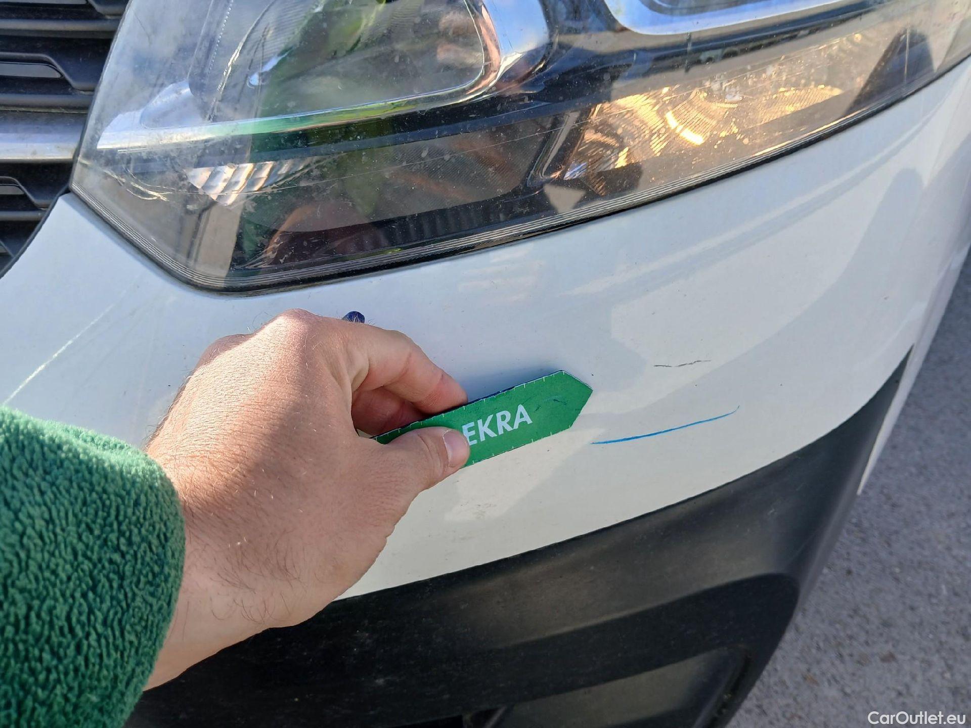  Opel  Vivaro OPEL  / 2019 / 4P / furgón 1.5 Diésel 74kW (100CV) M Std Express (AC2) #26