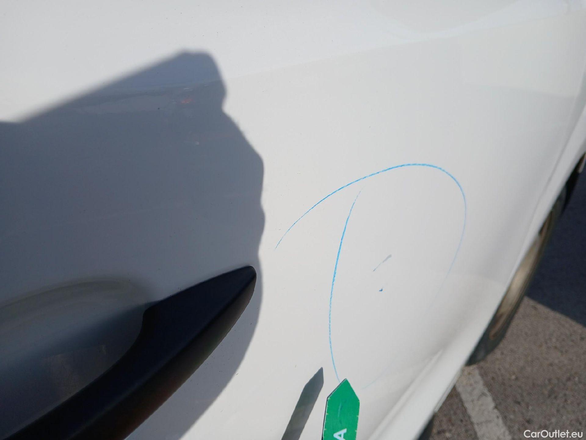  Opel  Vivaro OPEL  / 2019 / 4P / furgón 1.5 Diésel 74kW (100CV) M Std Express (AC2) #49