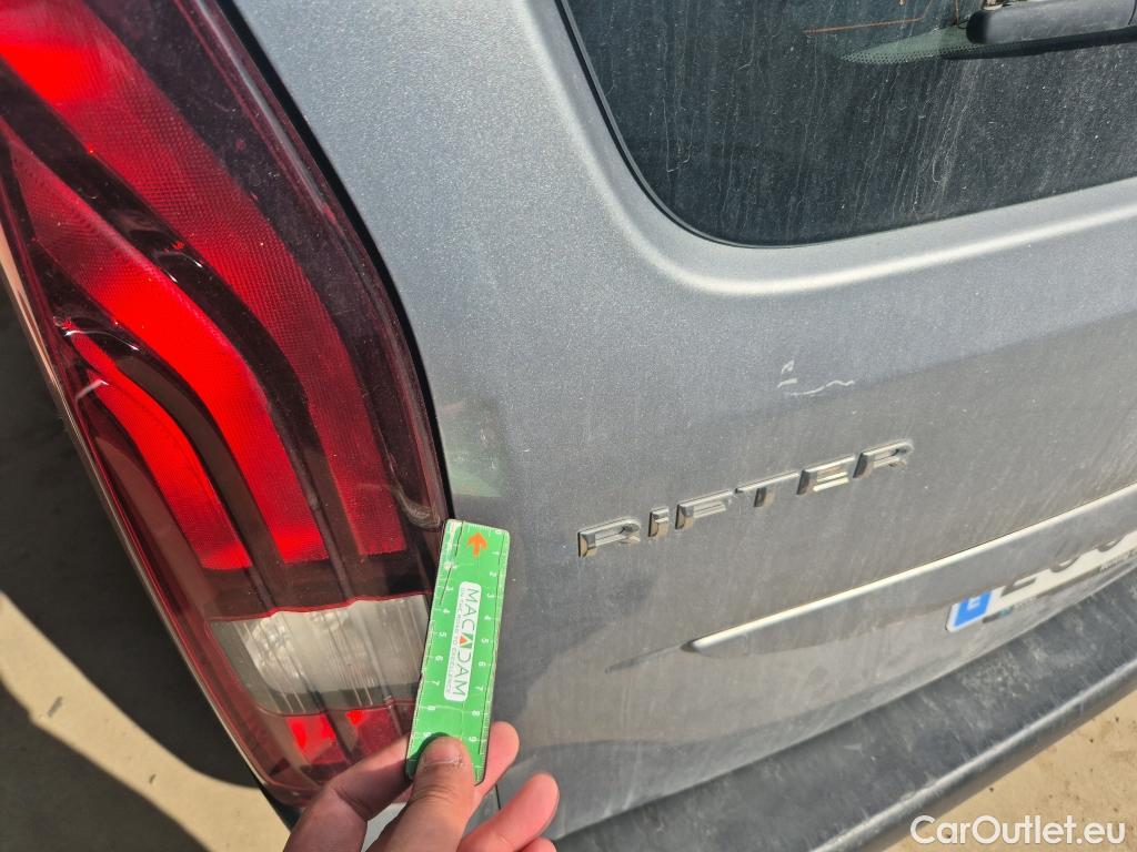  Peugeot  RIFTER PEUGEOT  / 2018 / 5P / monovolumen compacto Active Nav+ Long BlueHDi 73kW #2