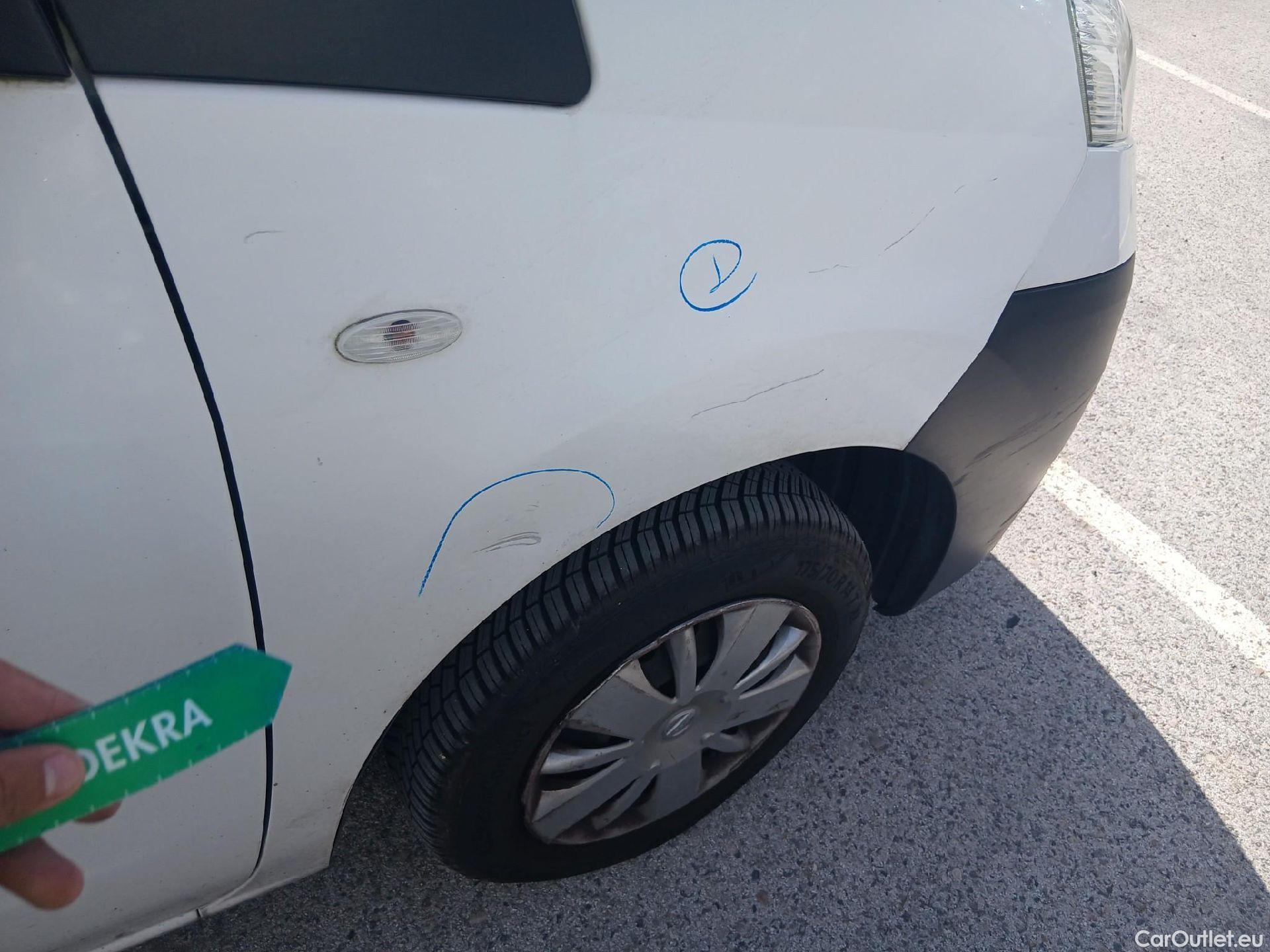  Nissan  NV200 NISSAN  VU 5p 1G furgón 1.5dCi 66kW (90CV) COMFORT #62