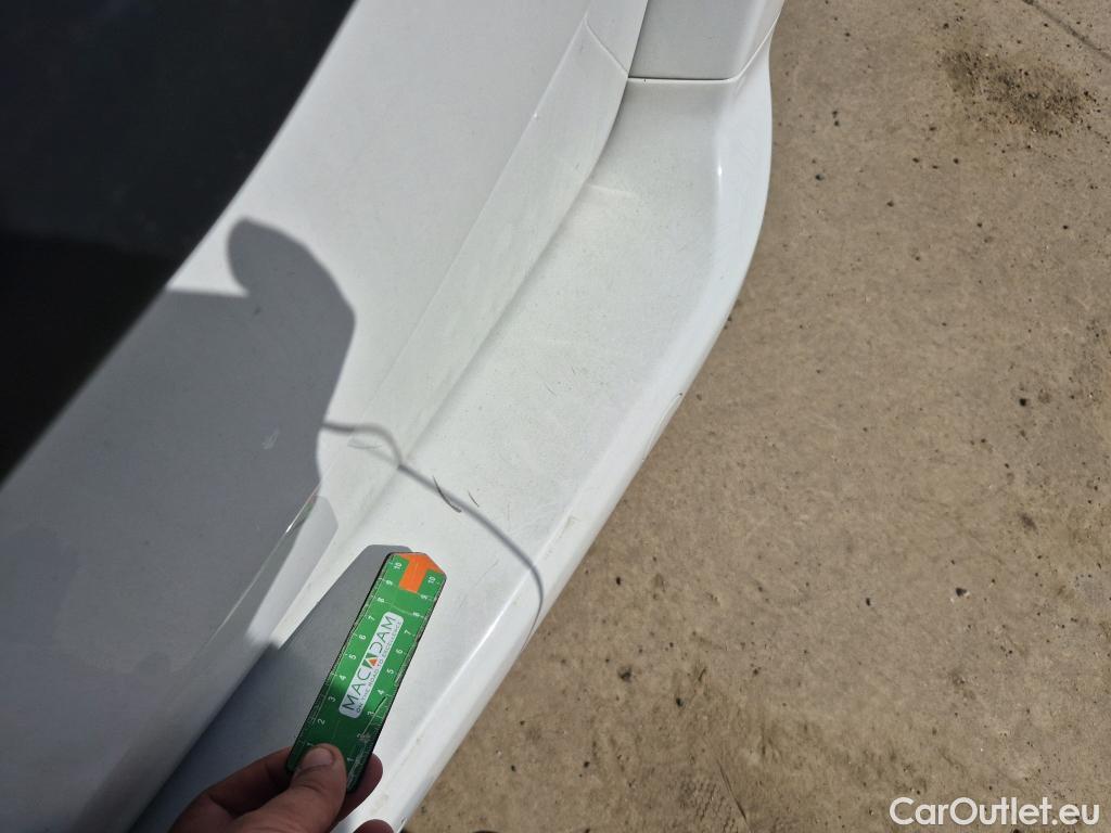  Opel  Combo OPEL  Life / 2018 / 5P / monovolumen compacto 1.5 TD 56kW (75CV) Selective L #10